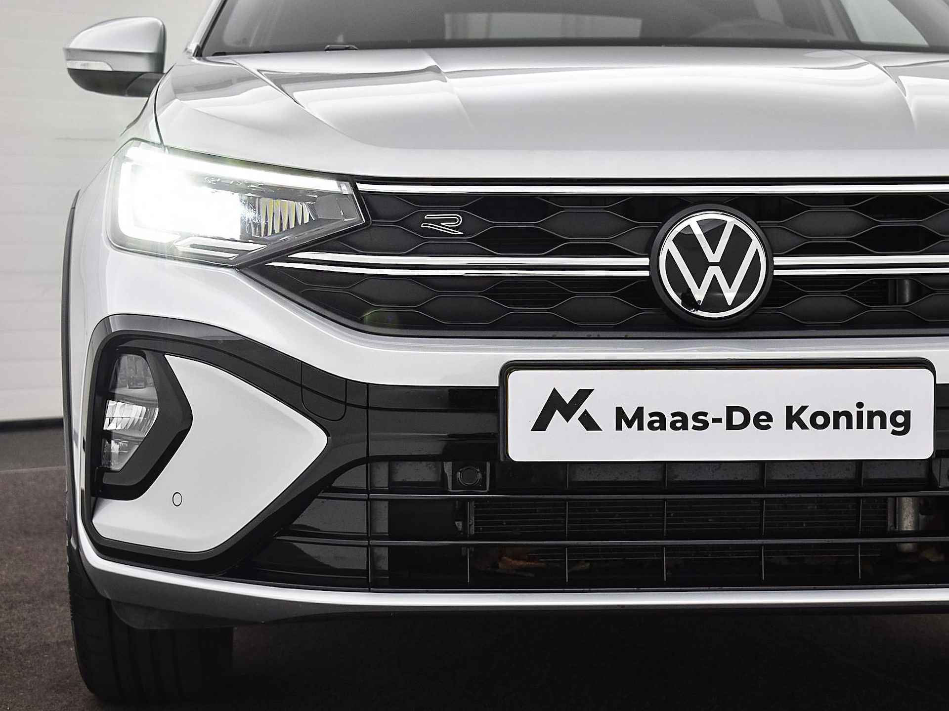 Volkswagen Taigo 1.0 Tsi 110pk DSG R-Line | Climatronic | Keyless | Camera | P-Sensoren | App-Connect | Navi | 17'' Inch | Garantie t/m 02-08-2027 of 100.000km - 35/35