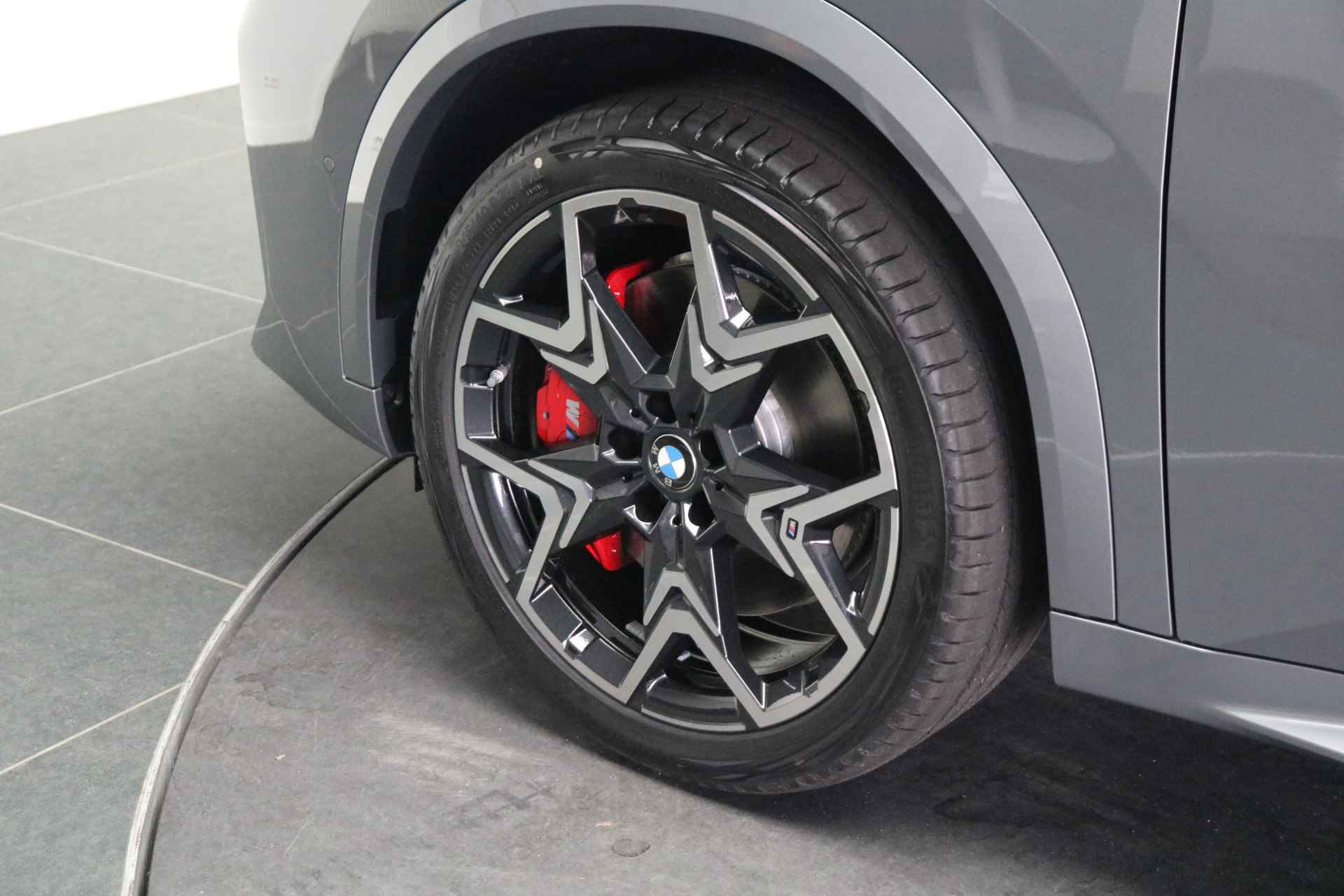 BMW X2 sDrive20i M Sport Automaat / Panoramadak / Adaptieve LED / Adaptief M Onderstel / Sportstoelen  / Parking Assistant / Comfort Access - 7/22