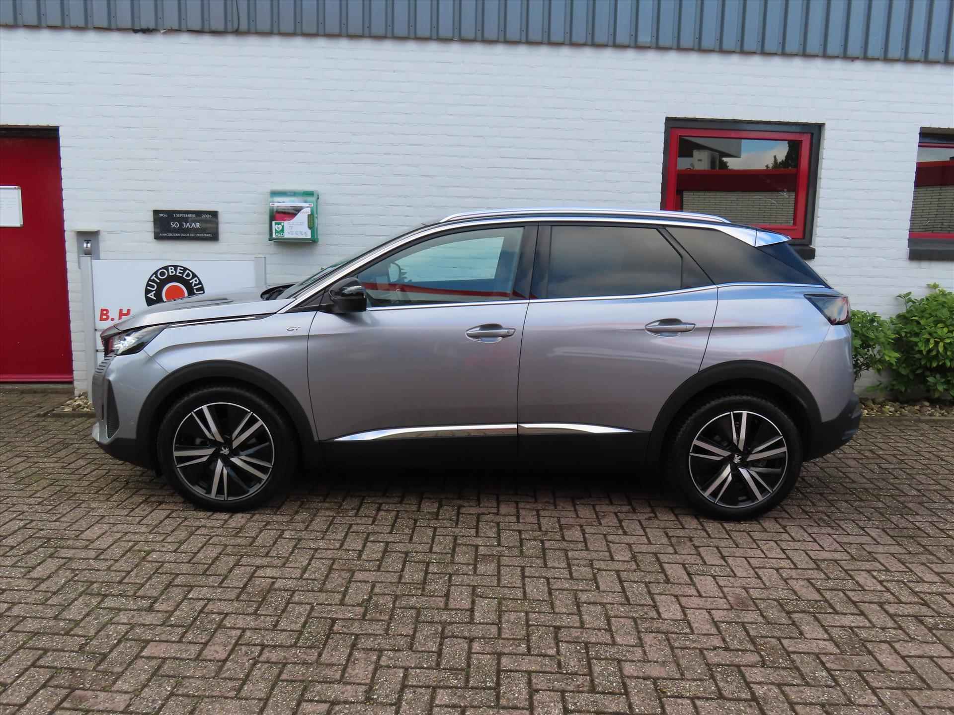 Peugeot 3008 1.6 PureTech 180pk EAT8 Blue Lease GT/ Elektrisch verstelbare stoel/ Stoelverwarming/ Apple Carplay/  360 Camera/ 1 Eigenaar/ Origineel NL/ NAP - 5/45