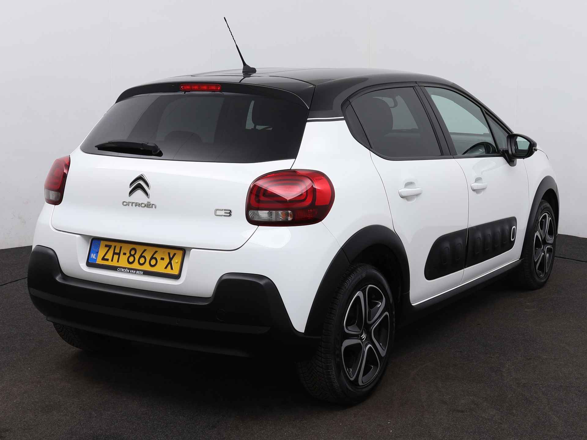 Citroën C3 PureTech 83pk Feel Edition | Rijklaar - 2/24