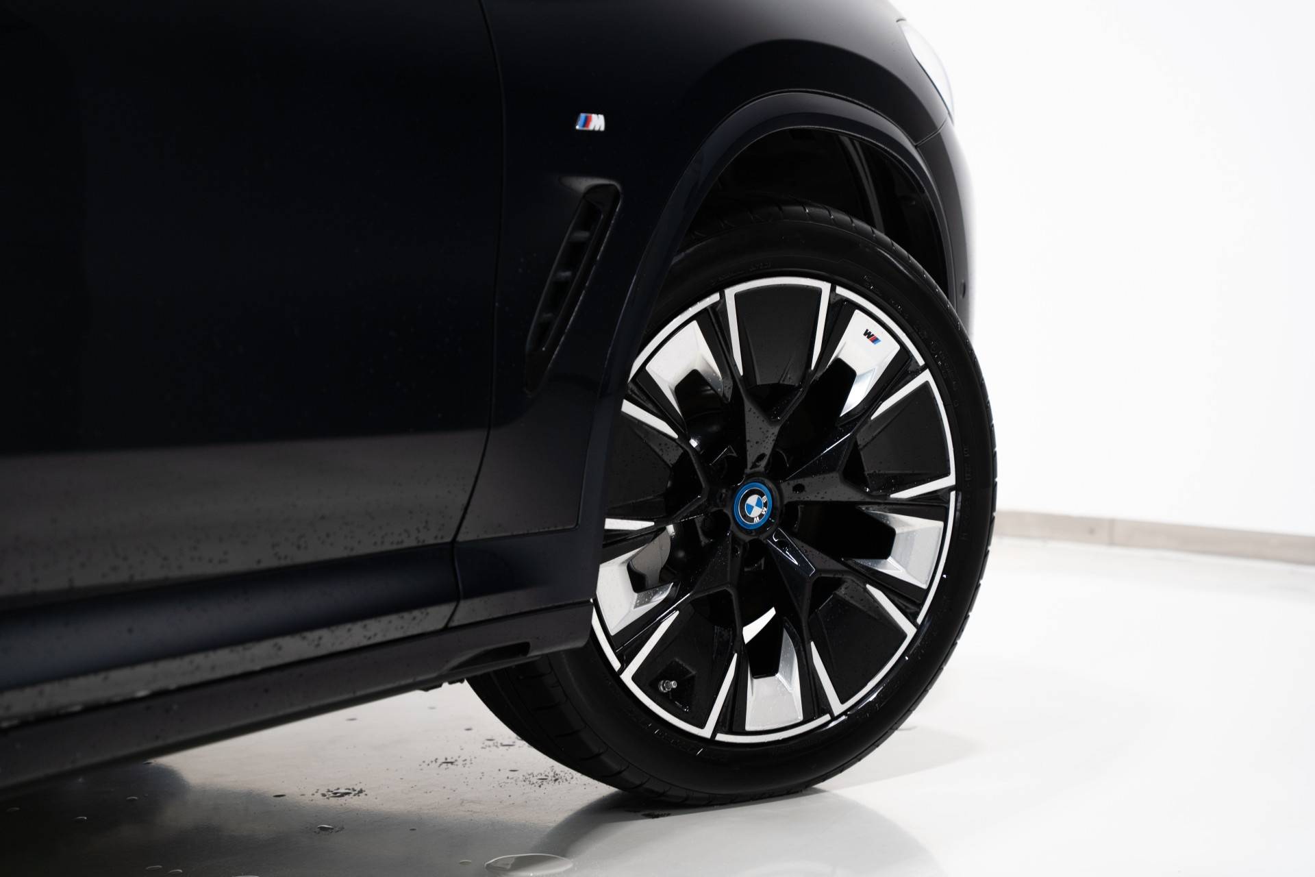 BMW iX3 High Executive Sportpakket - 26/31