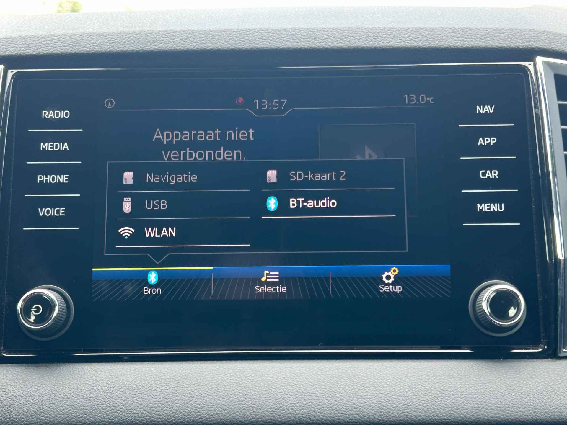 Škoda Karoq 1.5 TSI ACT Business Edition | Climate Control | Cruise Control | Camera | LED | Keyless Entry/Start | - 11/36