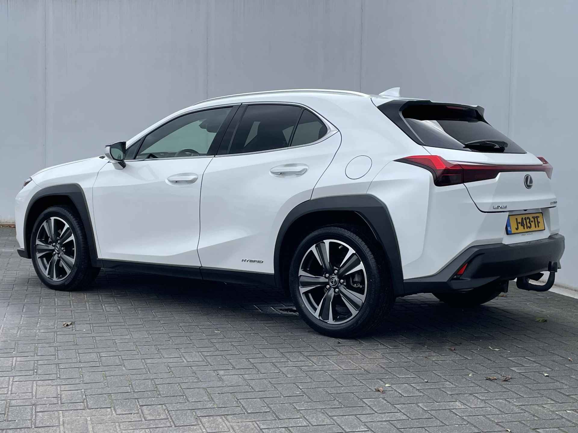 Lexus UX 250h Executive Line / TREKHAAK / NAVIGATIE / CRUISE CONTROL ADAPTIEF / ACHTERUITRIJCAMERA / CLIMATE CONTROL / BLUETOOTH - 13/41