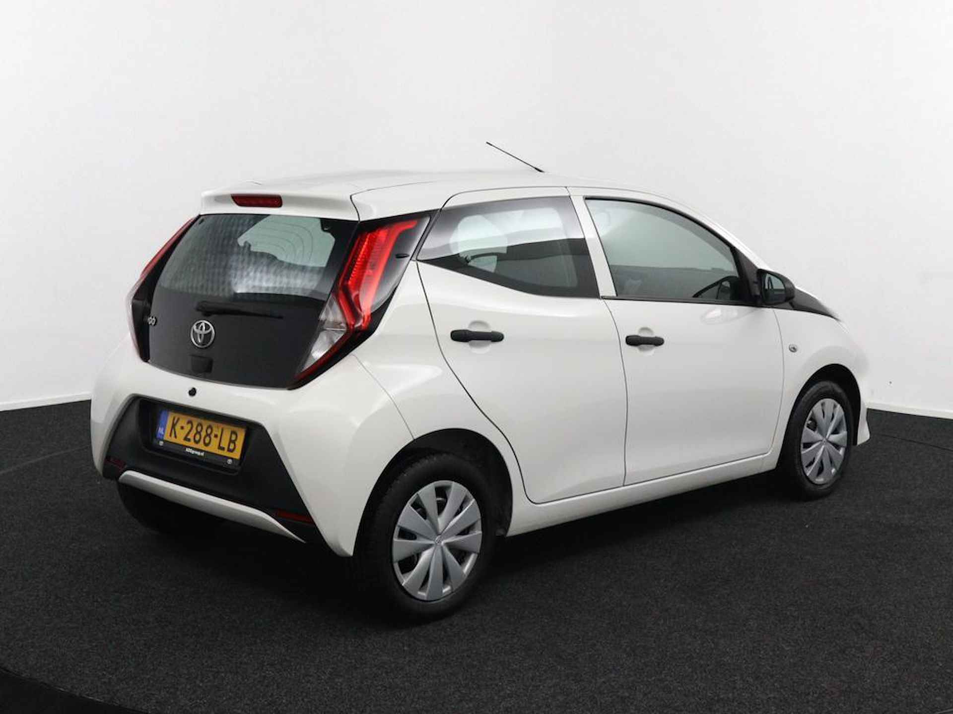 Toyota Aygo 1.0 VVT-i x-fun - 3/39