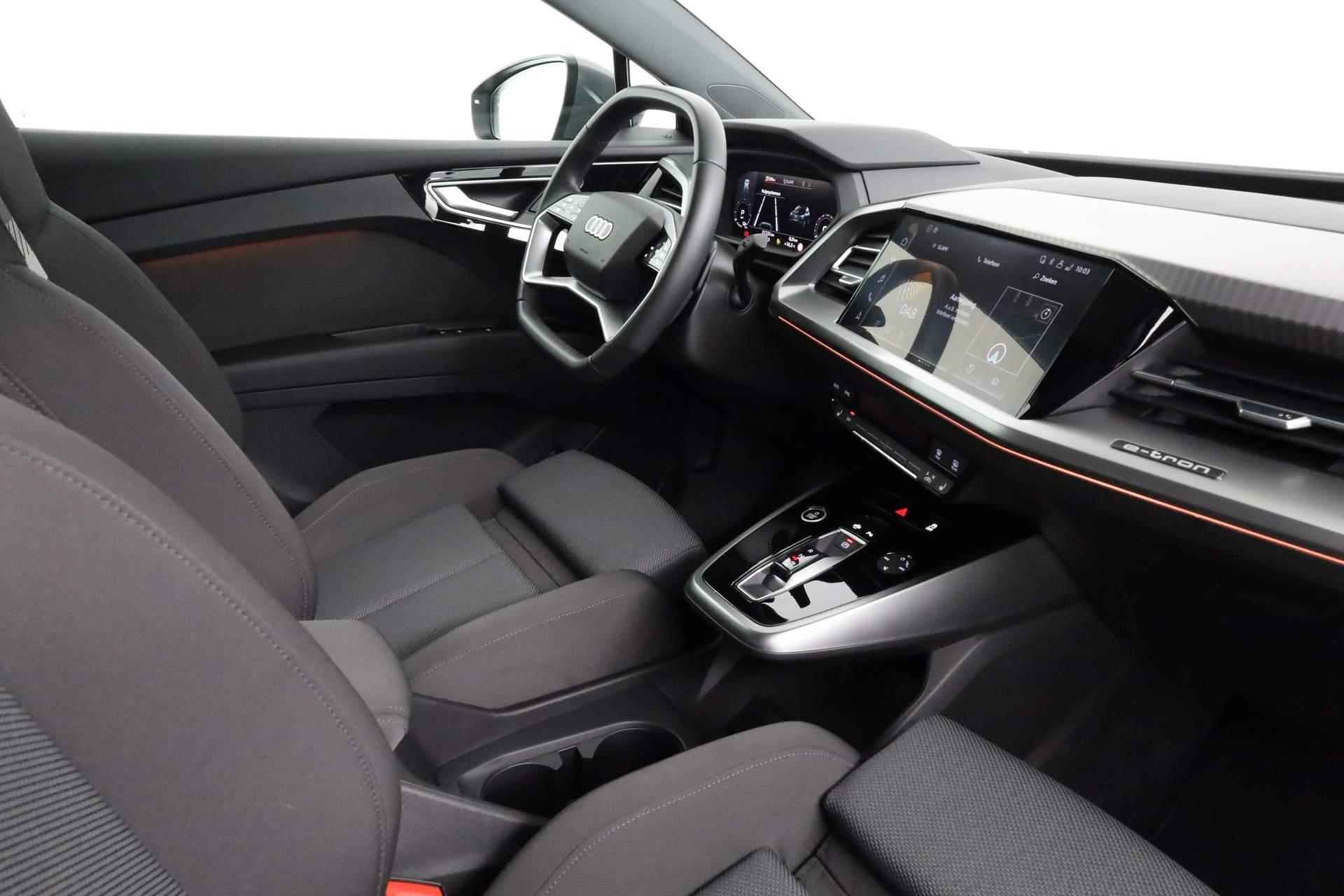 Audi Q4 e-tron 35 170PK Advanced edition 55 kWh | LED | ACC | Stoelverwarming | 19 inch - 38/42