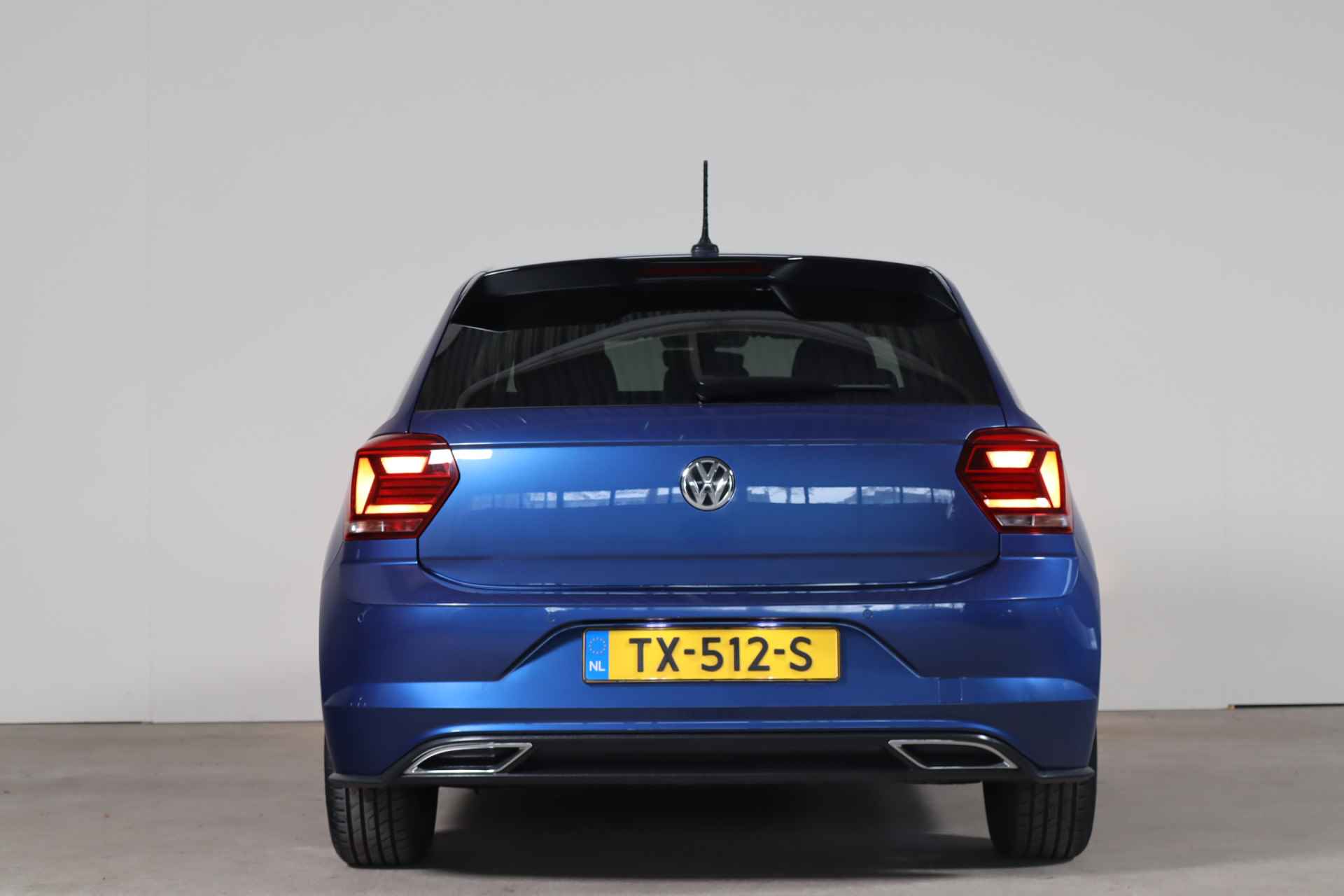 Volkswagen Polo 1.0 TSI Highline R-Line NL-Auto!! Climate I Adap.cruise I Camera - 6/37