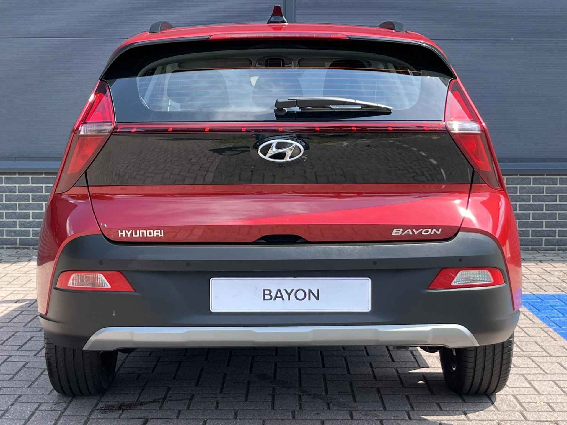Hyundai Bayon 1.0 T-GDI Comfort / € 2.500,- Registratie korting + GRATIS All Seasonbanden + € 1.200,- Prijsvoordeel / Direct Leverbaar / - 3/22