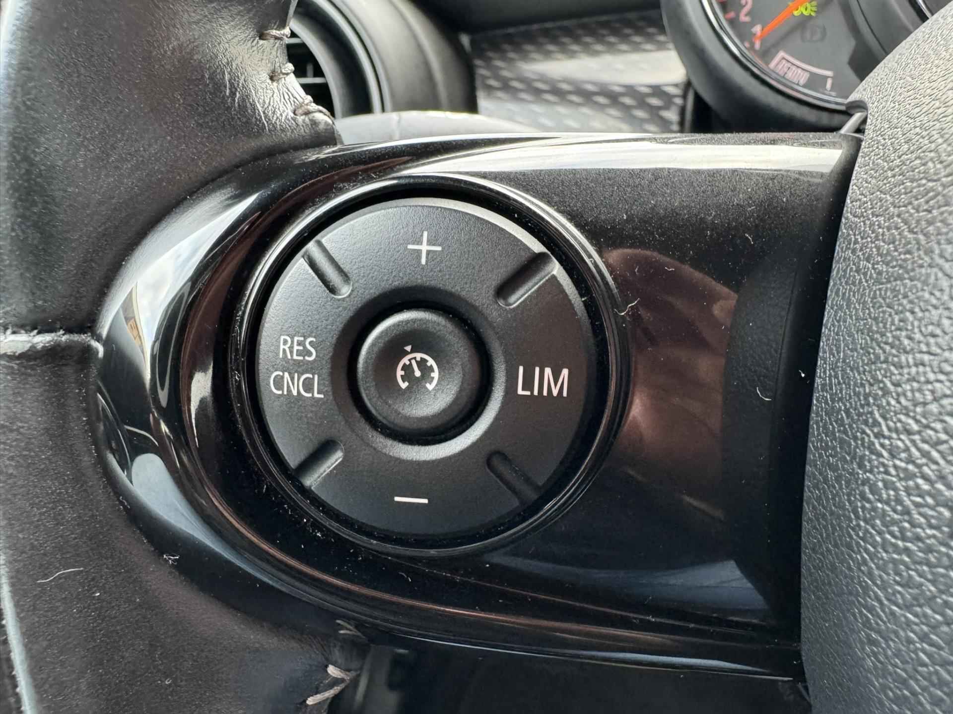 Mini Mini 2.0 Cooper S Chili Climate Navigatie Bluetooth Cruise Stoelverwarming 17 inch velgen - 7/47