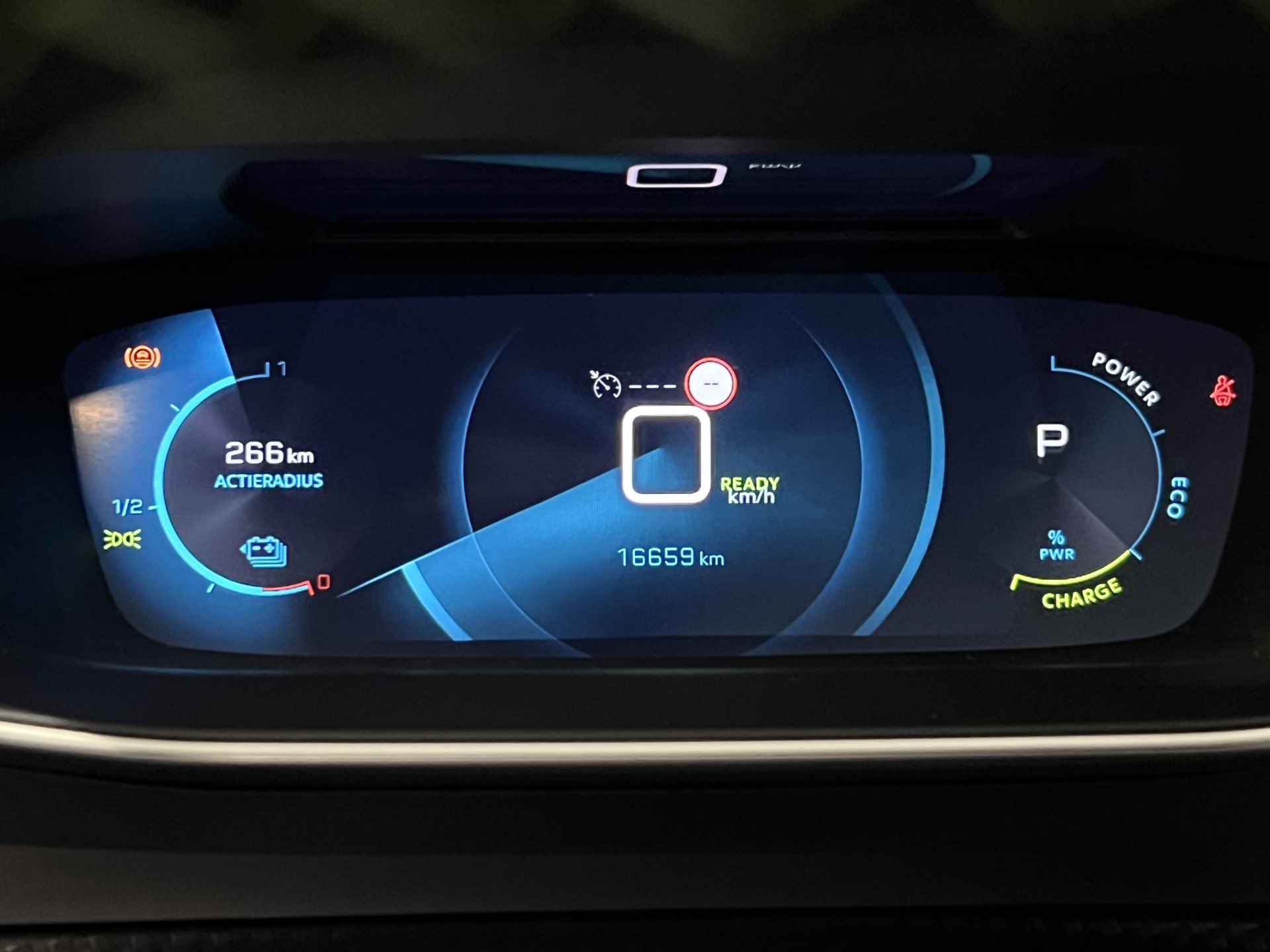Peugeot e-2008 EV GT 50 kWh | Camera | 3-D Cockpit | Leder/Stof | 17'' LMV | LED | Carplay | Bluetooth | Getint glas | BTW | - 23/38