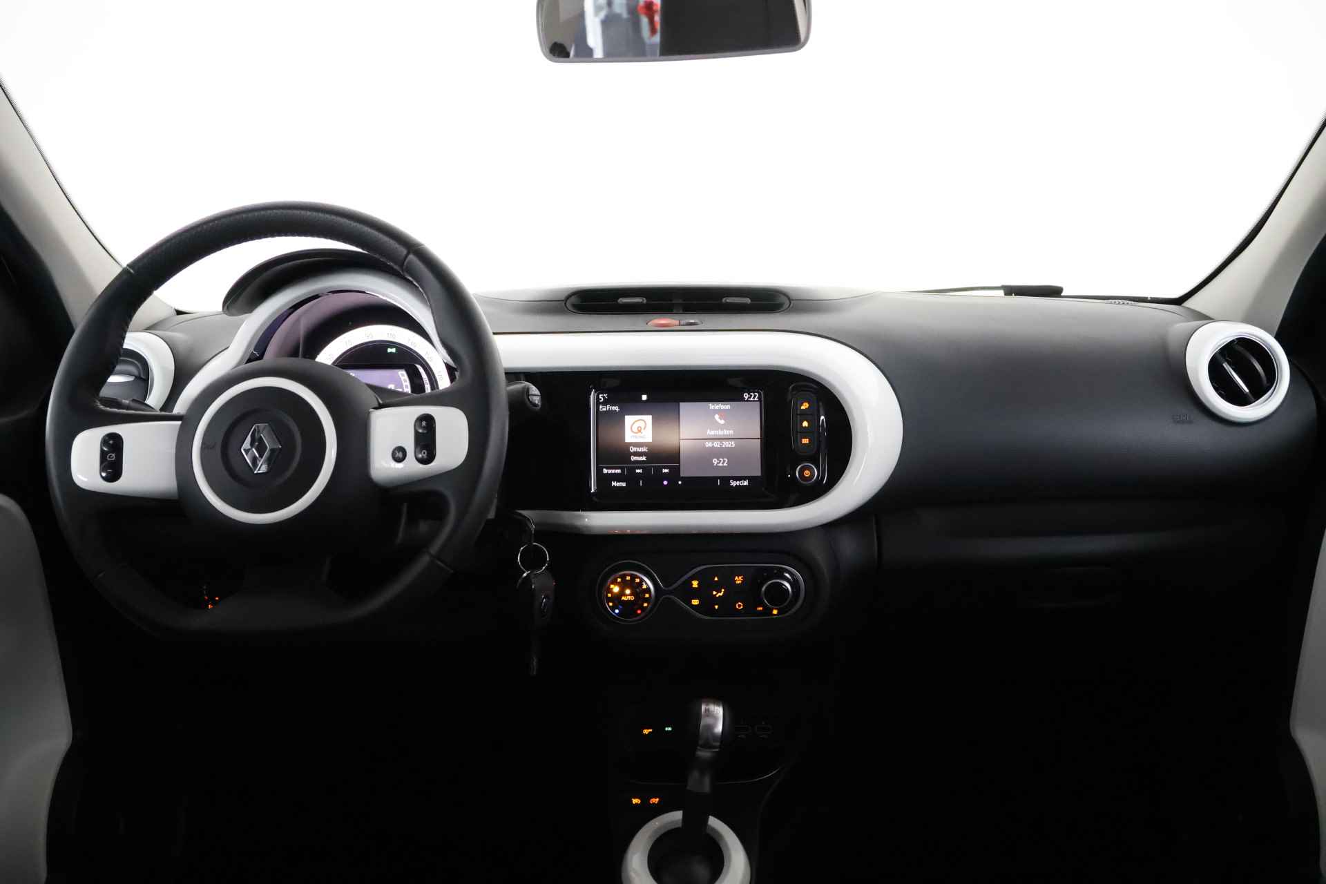 Renault Twingo 0.9 TCe Intens / Opendak / Aut / CarPlay / Clima / Bluetooth - 27/29