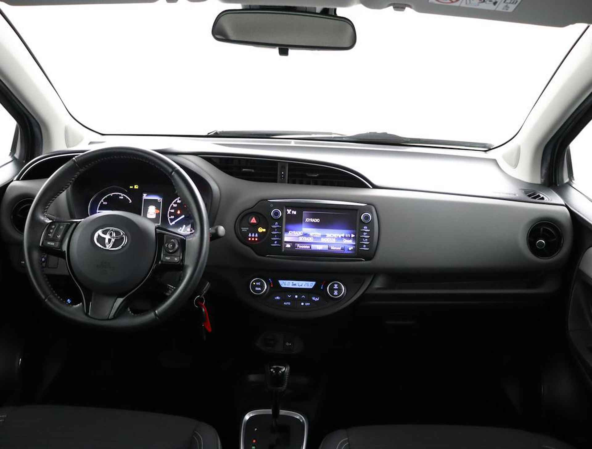 Toyota Yaris 1.5 Hybrid Aspiration | Cruise control | Climate control | Achteruitrijcamera | - 4/48