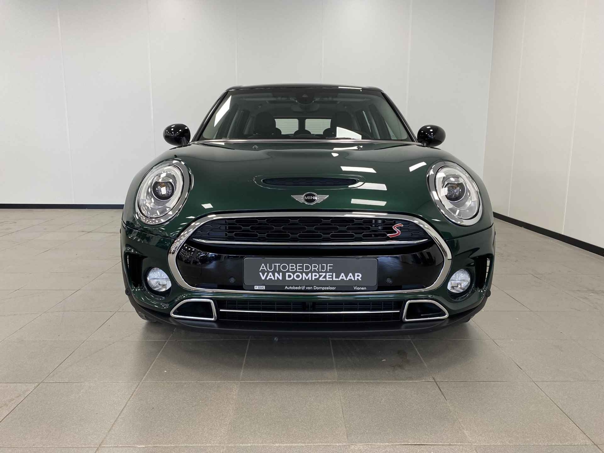 MINI Clubman 2.0 Cooper S / 192PK / Chili Business Plus / PANO / LEDER / NAVI / 31.000KM!! / - 8/51