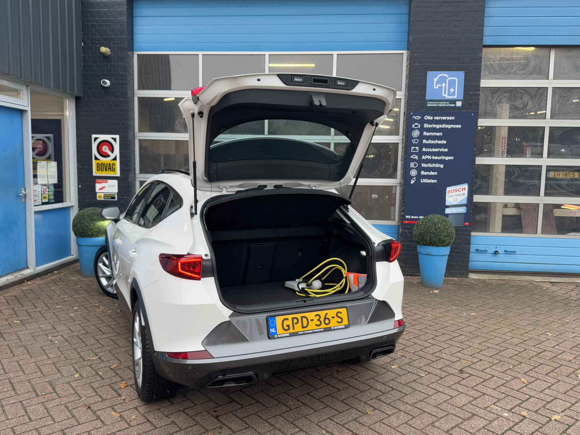 CUPRA Formentor 1.4 e-Hybrid Business | Stuurverwarming | Rijklaar + 12 Maand BOVAG Garantie - 46/61