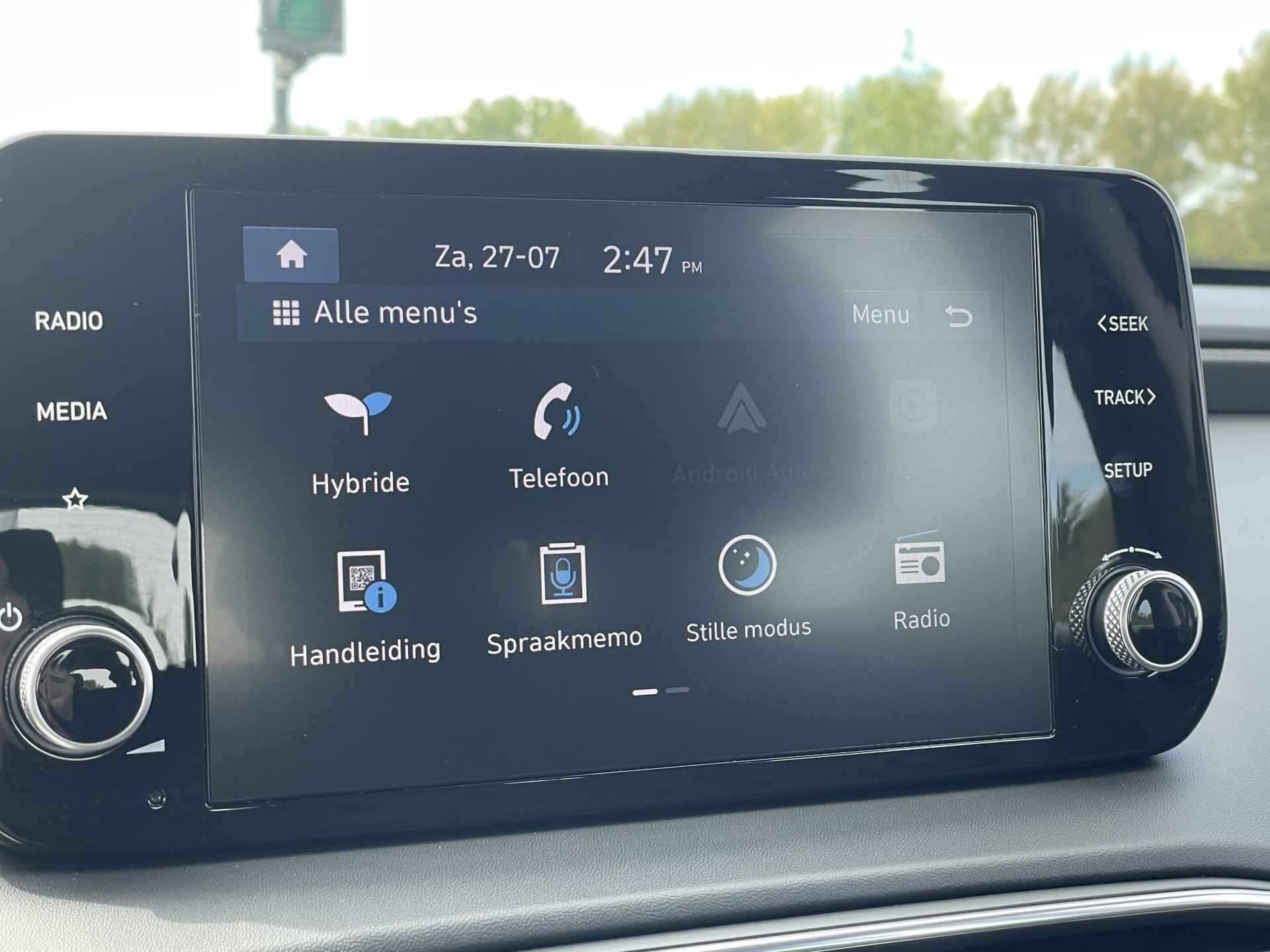 Hyundai Santa Fe 1.6 T-GDI HEV Comfort 7p. | Apple Carplay + Android Auto | Cruise Control | Rijklaarprijs! | - 25/35