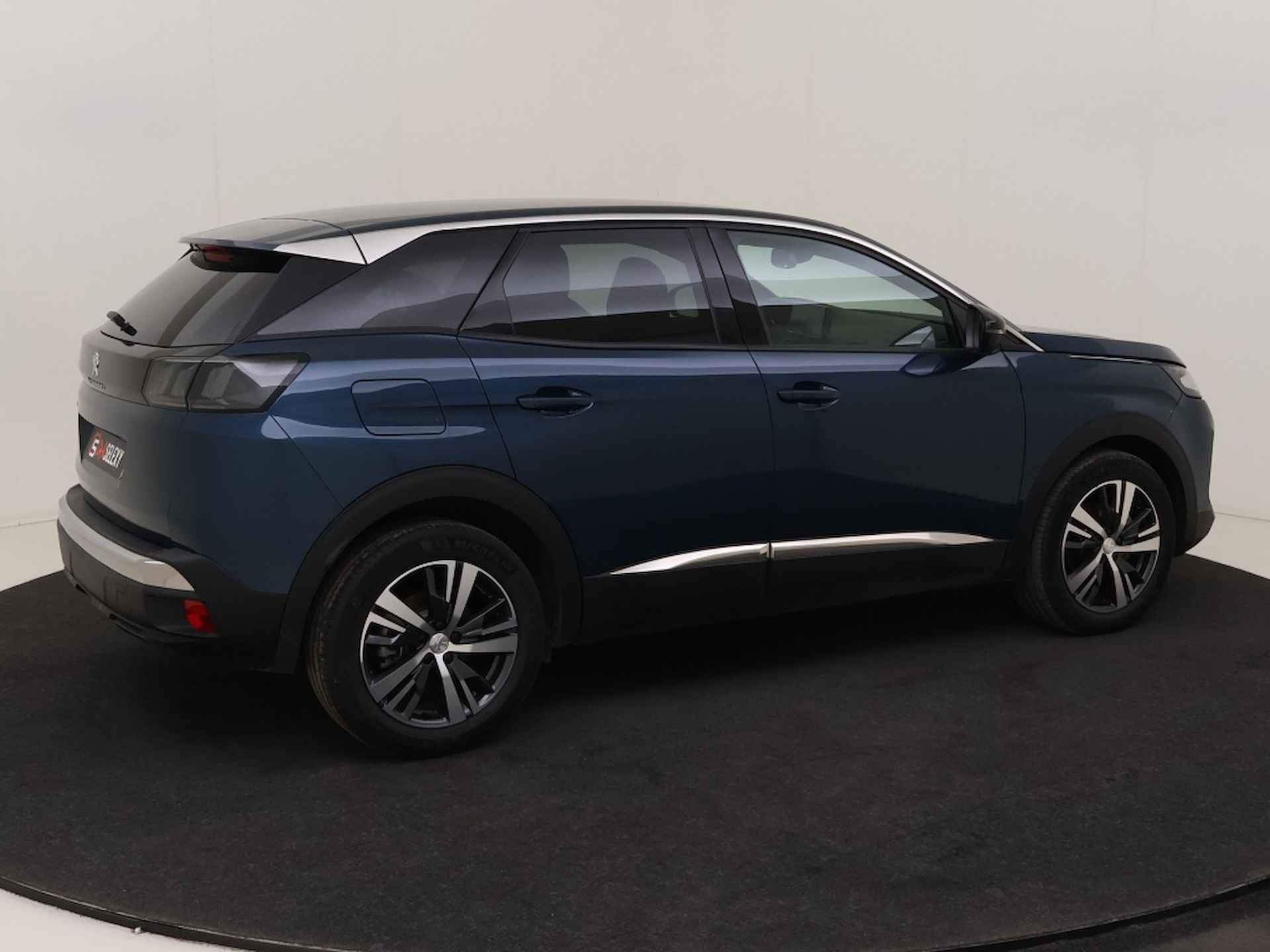 Peugeot 3008 1.2 Hybrid 136 Allure Pack Business | Navi | Cruise | Keyless - 4/29