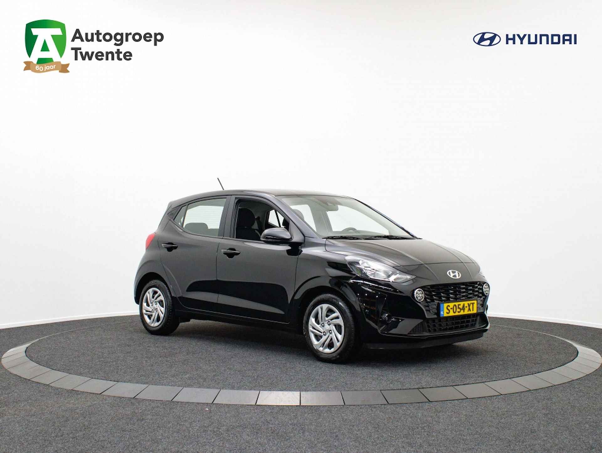 Hyundai i10 1.0 Comfort Smart | Private lease 335pm - 1/48