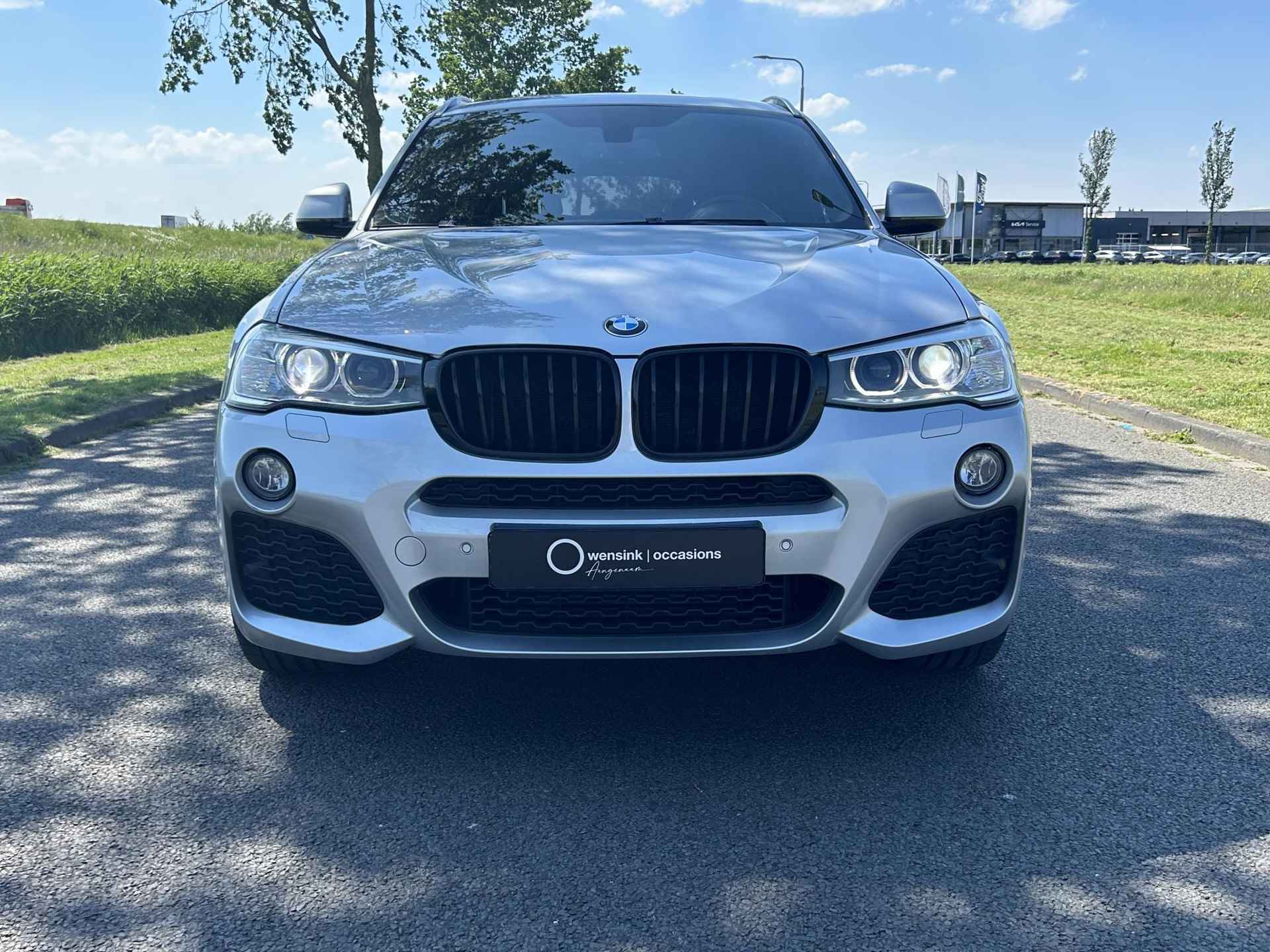 BMW X4 xDrive30d High Executive | M-Sport | Navigatie | Volledig Lederen Bekleding | Sportstoelen | ClimateControl | PDC | Xenon | - 4/35