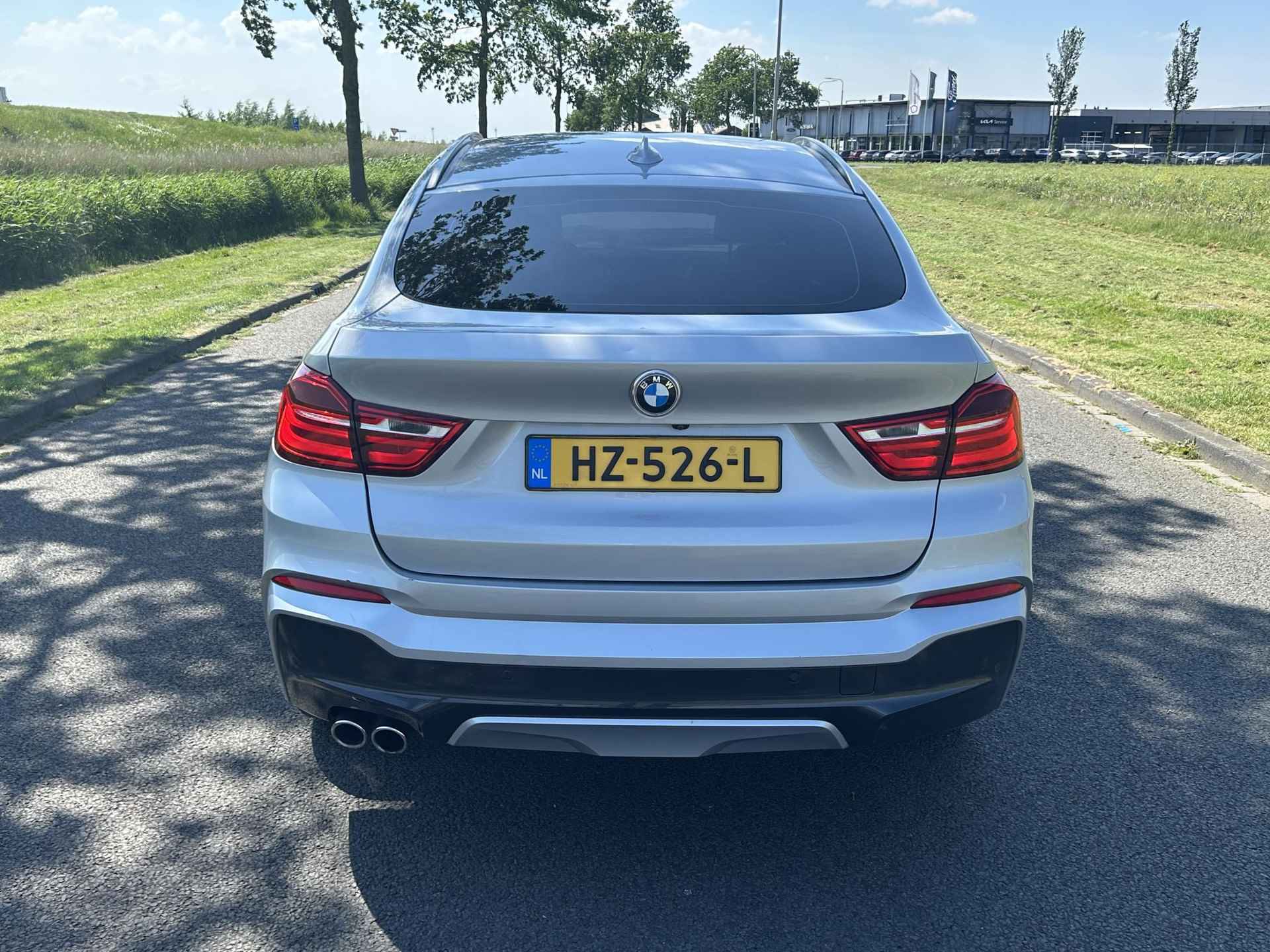 BMW X4 xDrive30d High Executive | M-Sport | Navigatie | Volledig Lederen Bekleding | Sportstoelen | ClimateControl | PDC | Xenon | - 9/35