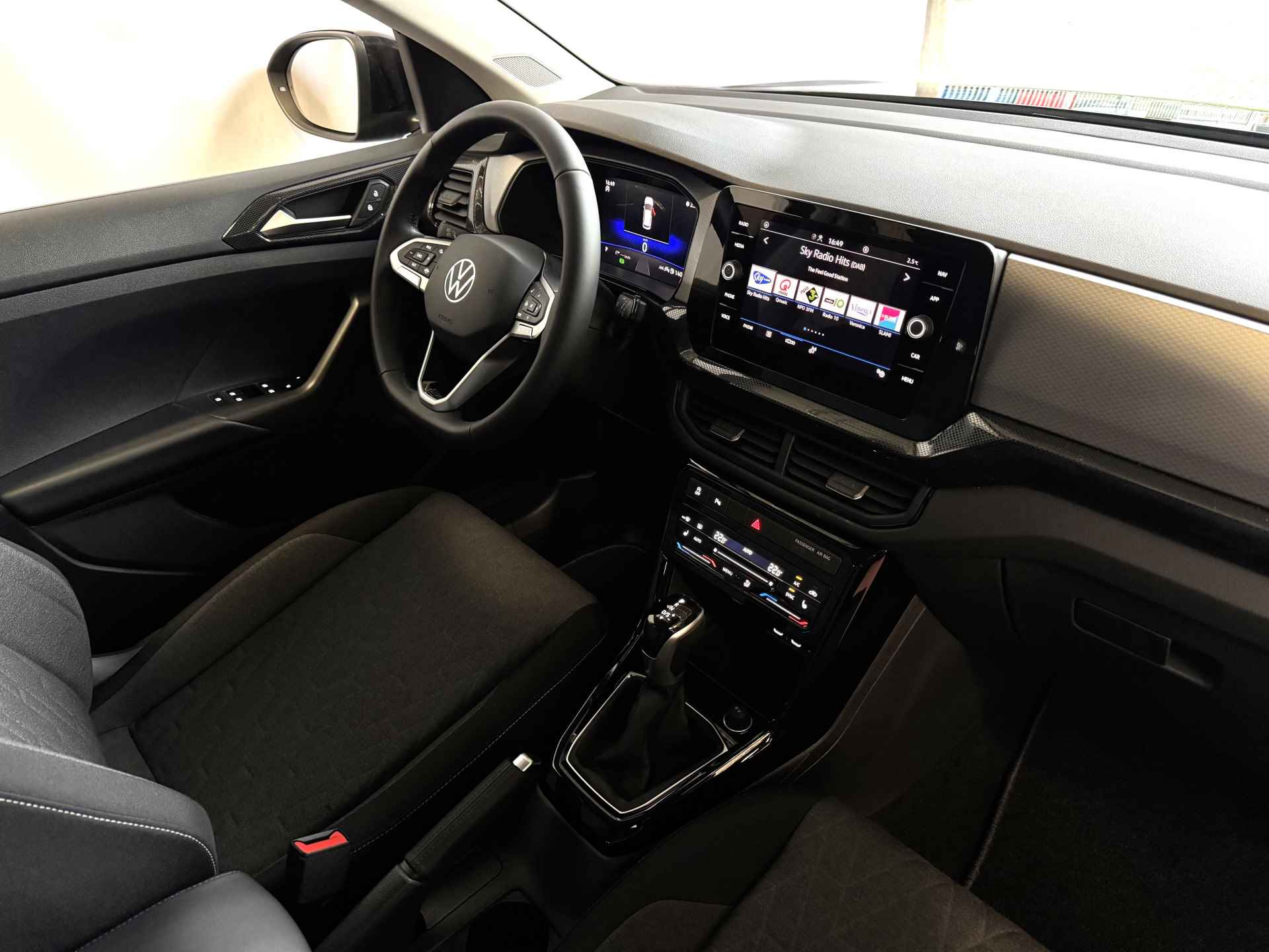 Volkswagen T-Cross ✅NIEUWSTE MODEL T-CROSS✅ 1.5 150PK LED V+A CAMERA DIG.COCKPIT PRO STOEVERW KEYLESS P-ASSIST NIEUWE AUTO . NIEUWE MODEL - 29/81