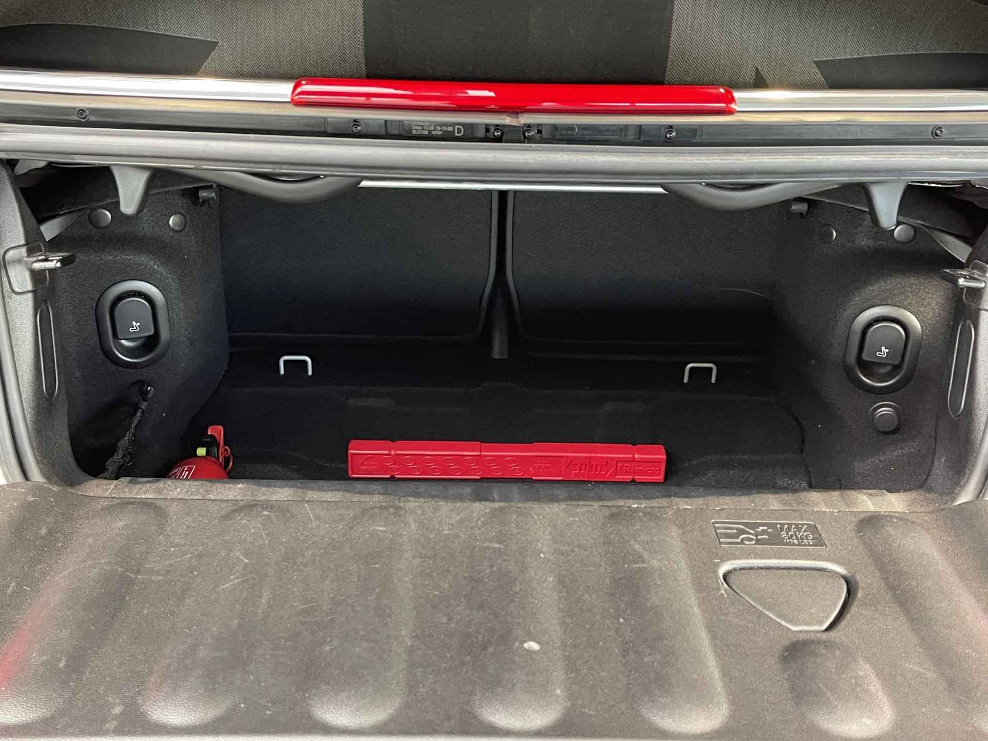 Mini Mini Cabrio 1.5 Cooper Pepper Automaat | Stoelverwarming | Achteruitrijcamera - 34/51