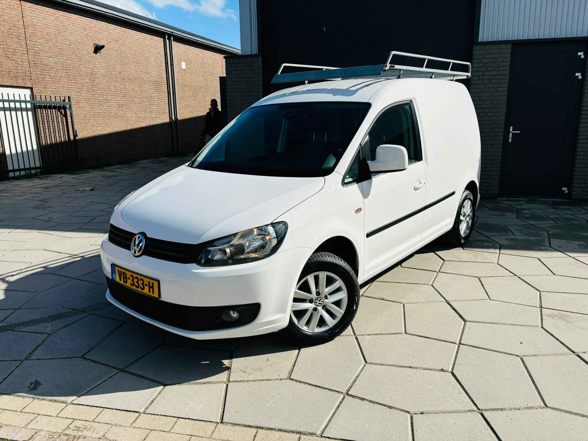 Volkswagen Caddy 1.6 TDI BMT|Airco|Alu-Imp.|Trekhaak|schuifd.Rechts|deurtjes|in zeer mooie staat - 1/19