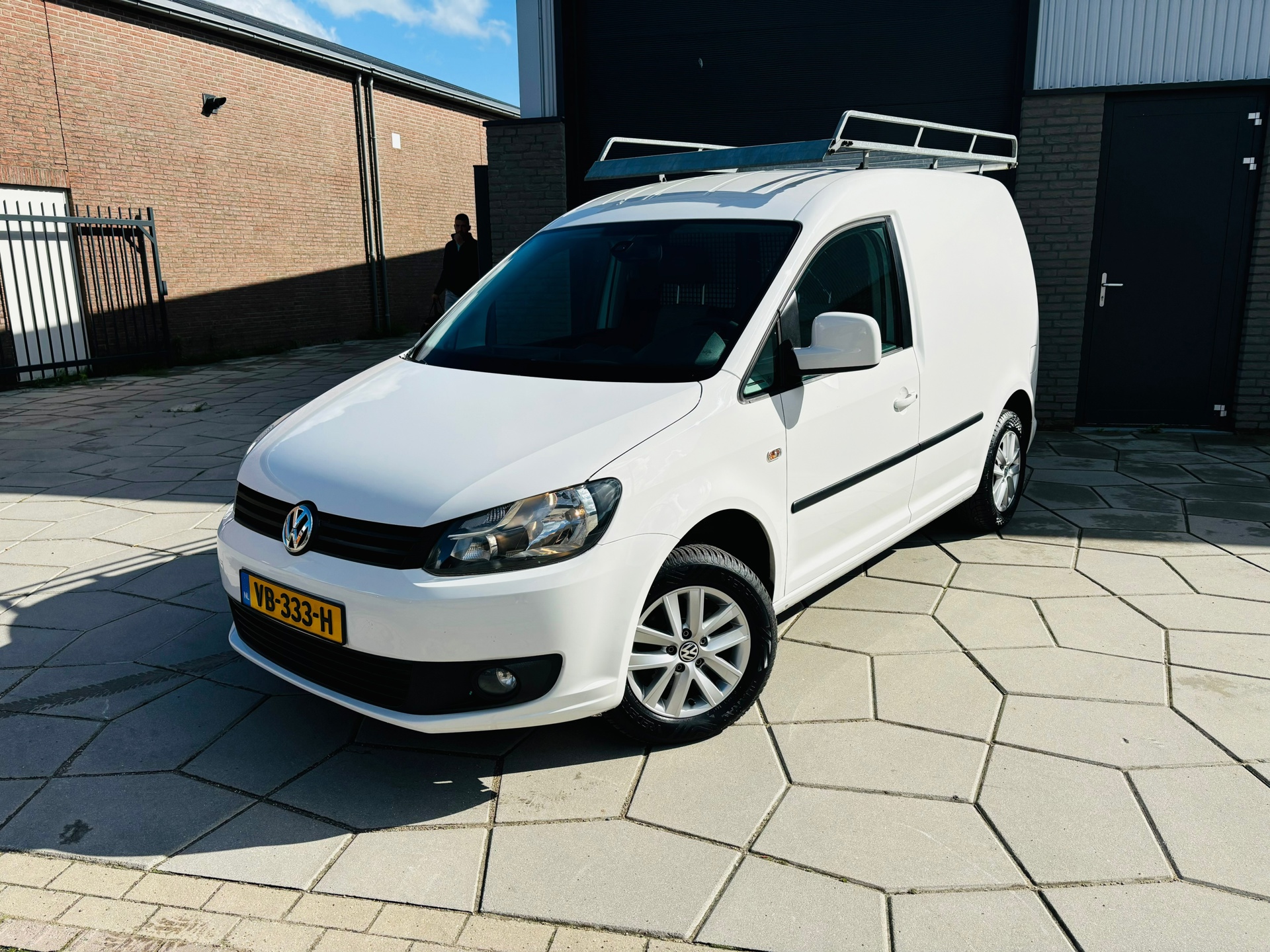 Volkswagen Caddy 1.6 TDI BMT|Airco|Alu-Imp.|Trekhaak|schuifd.Rechts|deurtjes|in zeer mooie staat