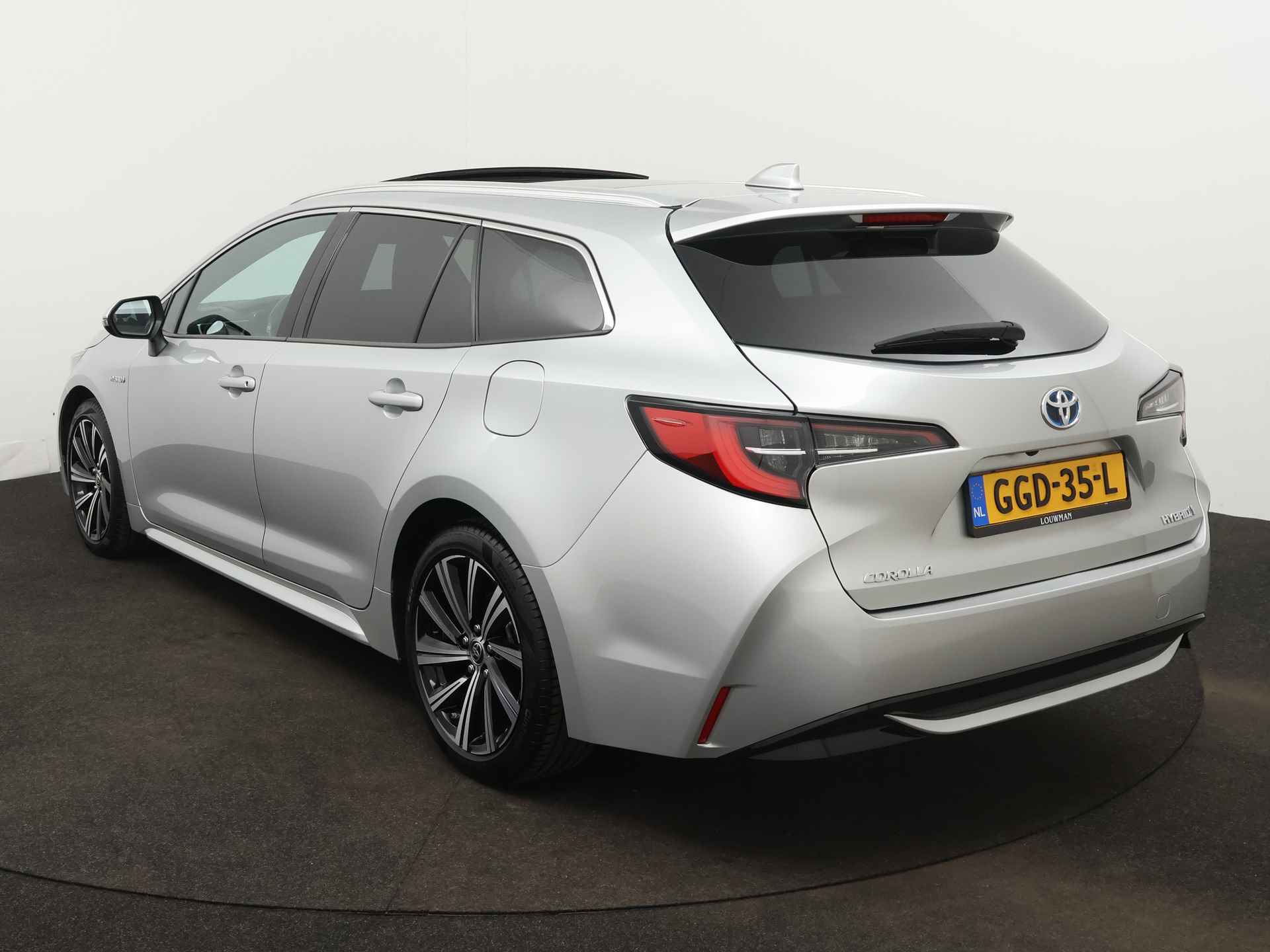 Toyota Corolla Touring Sports 2.0 Hybrid Style Limited | Panoramadak | JBL | Stoelverwarming | Elektrische Achterklep | - 17/45