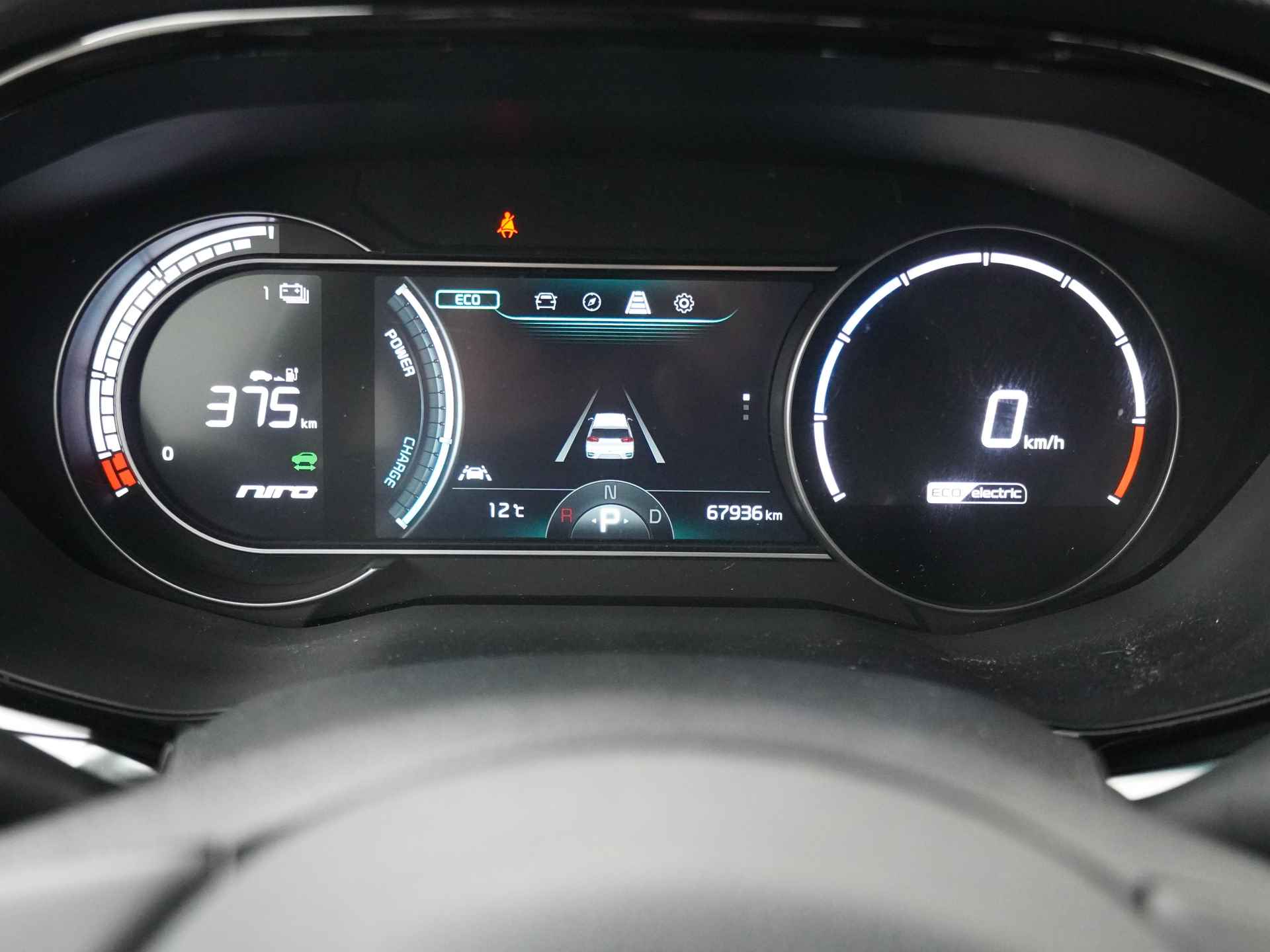 Kia e-Niro DynamicLine 64 kWh -  Apple CarPlay/Android Auto - Achteruitrijcamera - Adaptieve Cruise Control - Navigatie - Climate Control - Fabrieksgarantie tot 07-2029 - 24/45