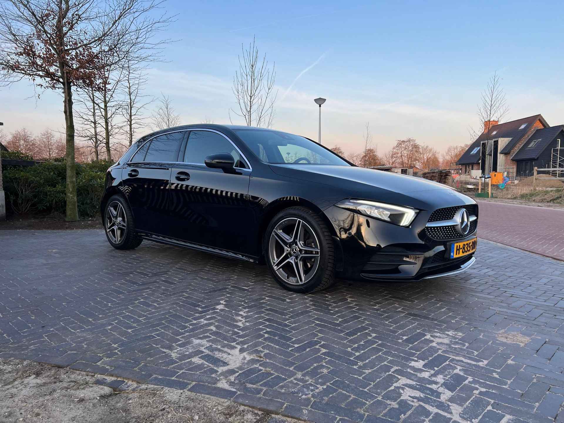 Mercedes-Benz A-klasse 180 Business Solution AMG Widescreen | Stoelverwarming | Camera | NL-Auto | - 3/41