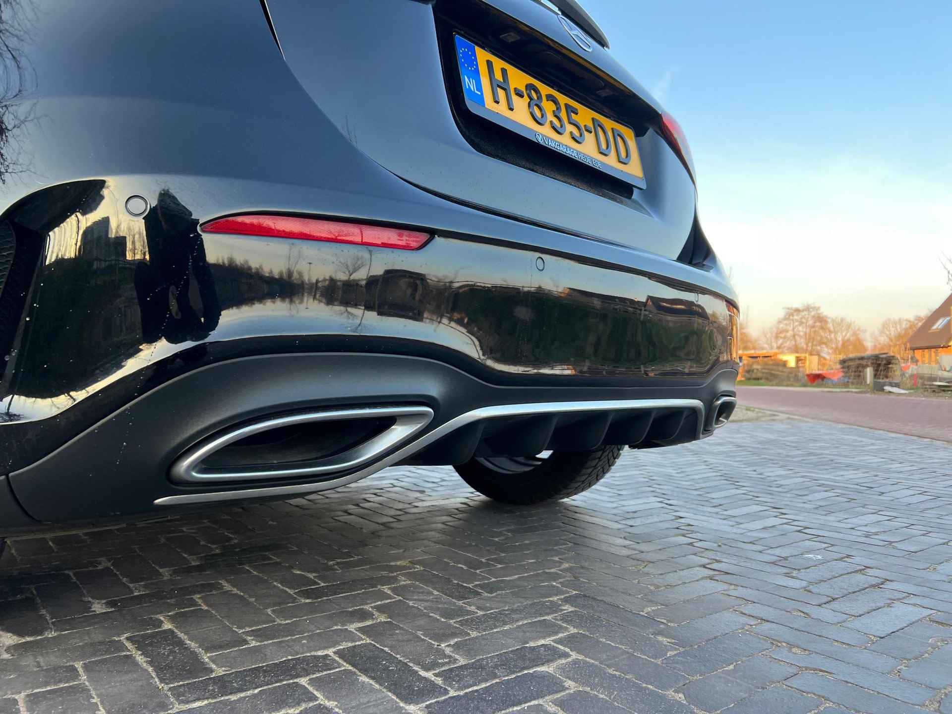 Mercedes-Benz A-klasse 180 Business Solution AMG Widescreen | Stoelverwarming | Camera | NL-Auto | - 5/41