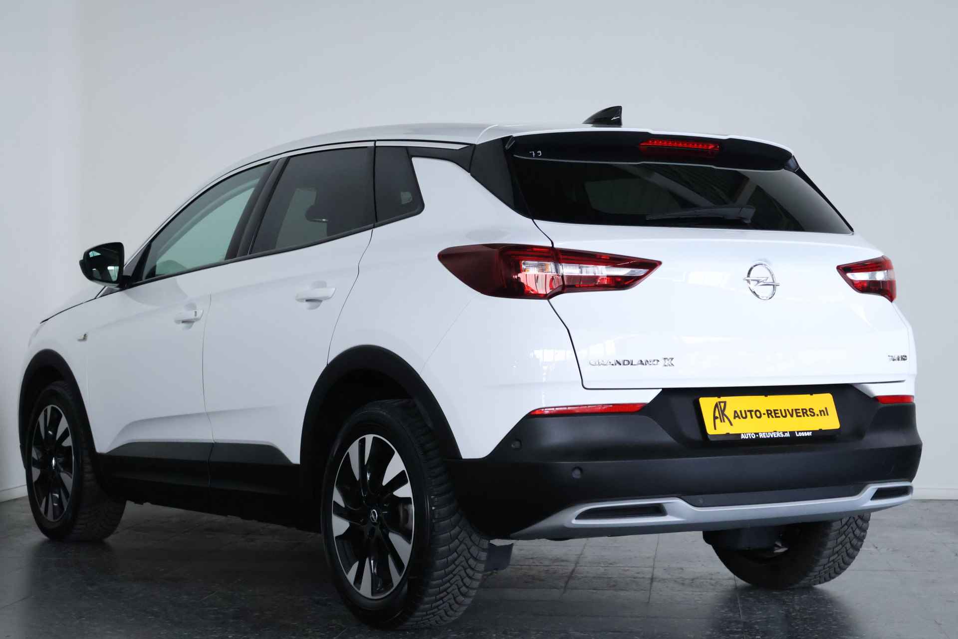 Opel Grandland X 1.2 Turbo Innovation / Panorama / Navi / LED / CarPlay / Clima - 5/28