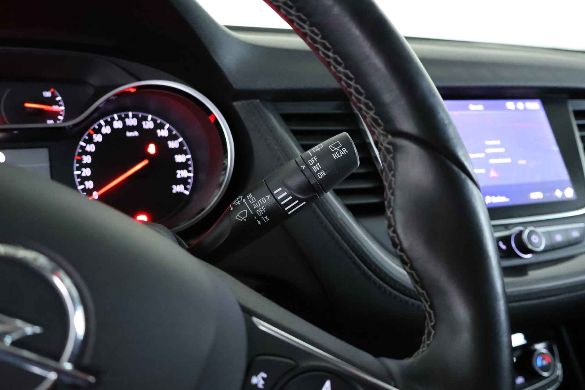 Opel Grandland X 1.2 Turbo Innovation / Panorama / Navi / LED / CarPlay / Clima - 21/28