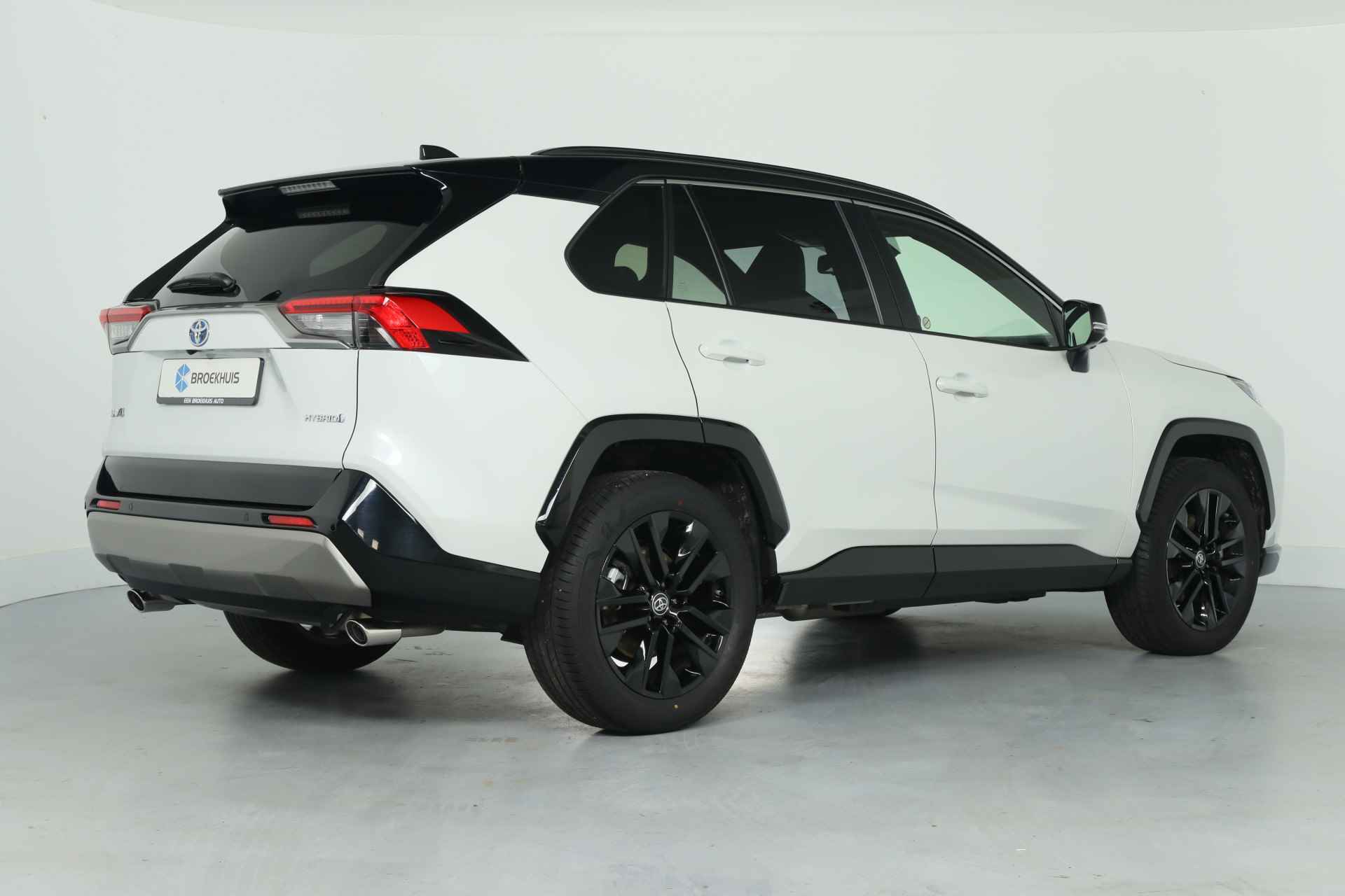 Toyota RAV4 Toyota RAV4 2.5 Hybrid Style Bi-Tone | Adaptive Cruise | Stoel-/stuurverwarming | 360 Camera | Navigatie | JBL | Apple Carplay & - 5/40