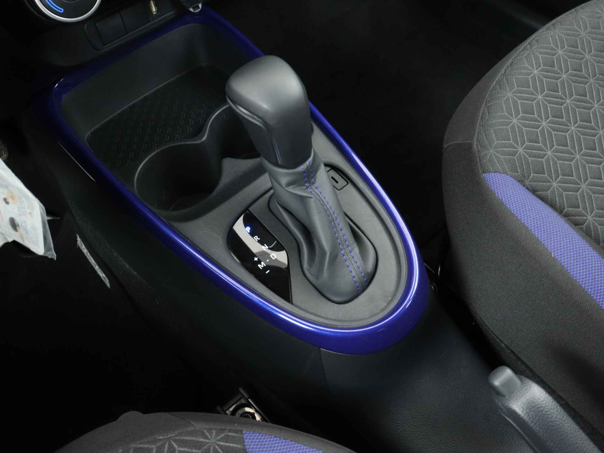 Toyota Aygo X 1.0 Pulse | Apple CarPlay | Android Auto | - 13/42