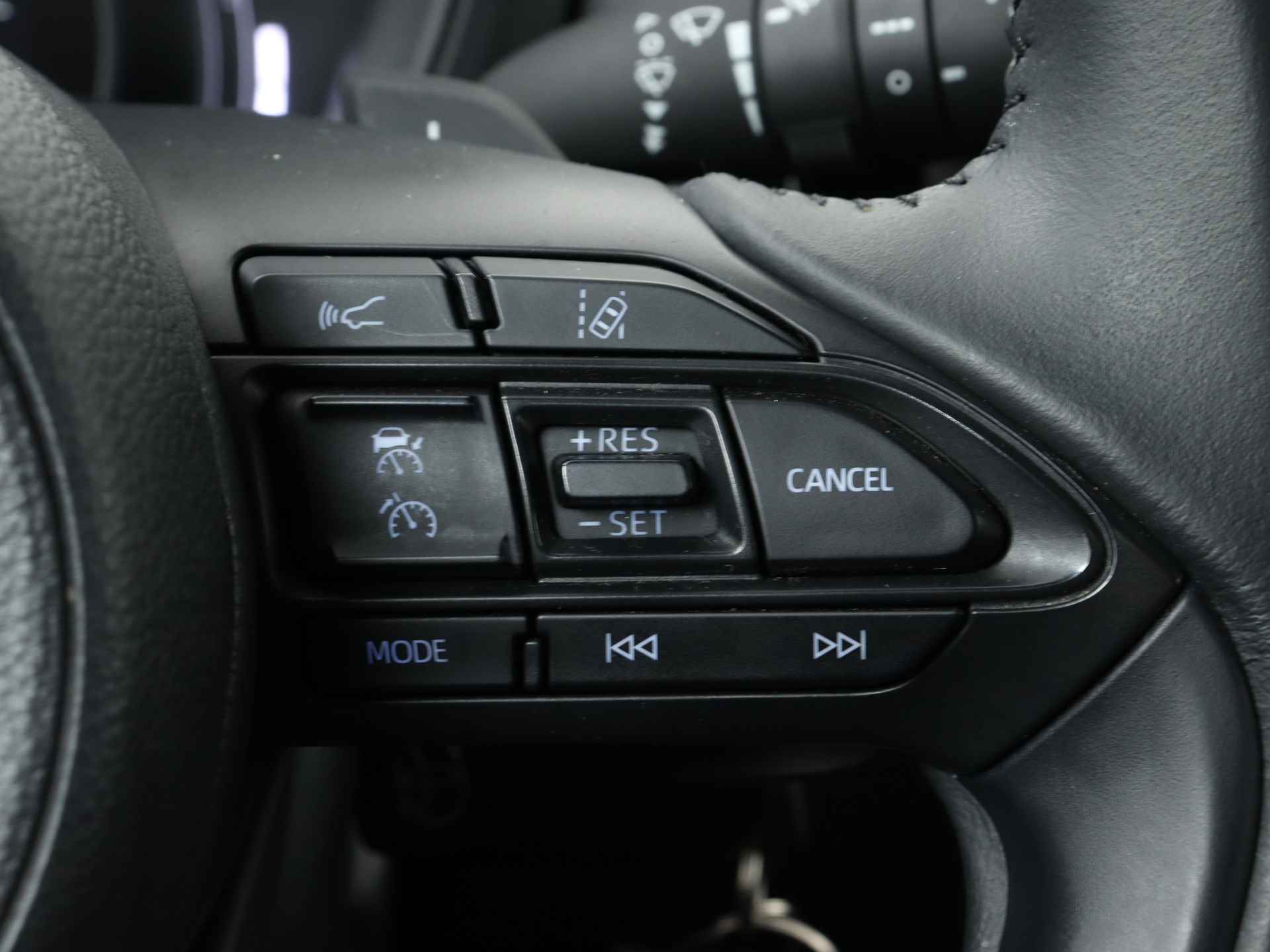 Toyota Aygo X 1.0 Pulse | Apple CarPlay | Android Auto | - 26/42