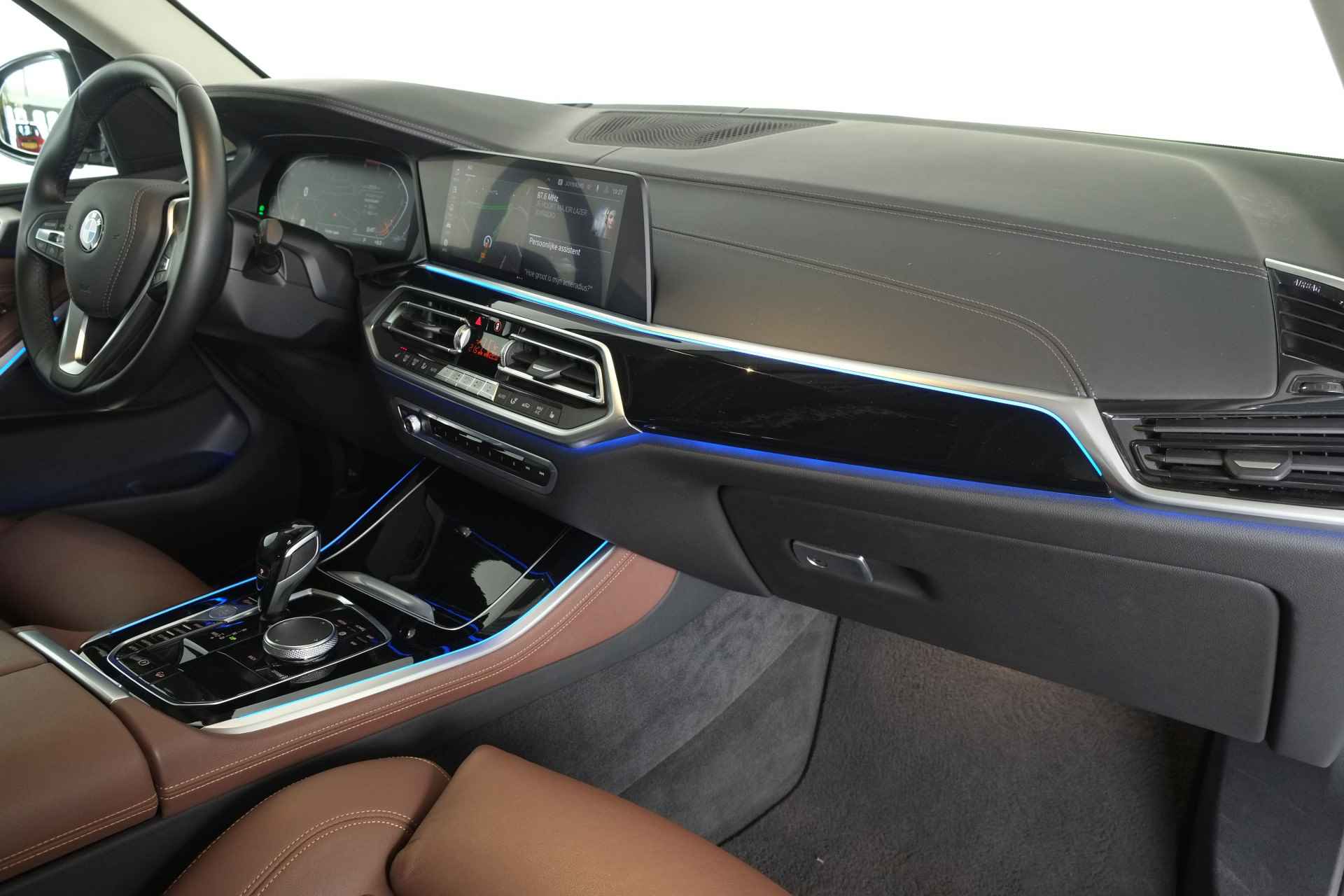 BMW X5 xDrive30d High Executive Opendak / LED / Leder / Cam / Head-Up - 49/52