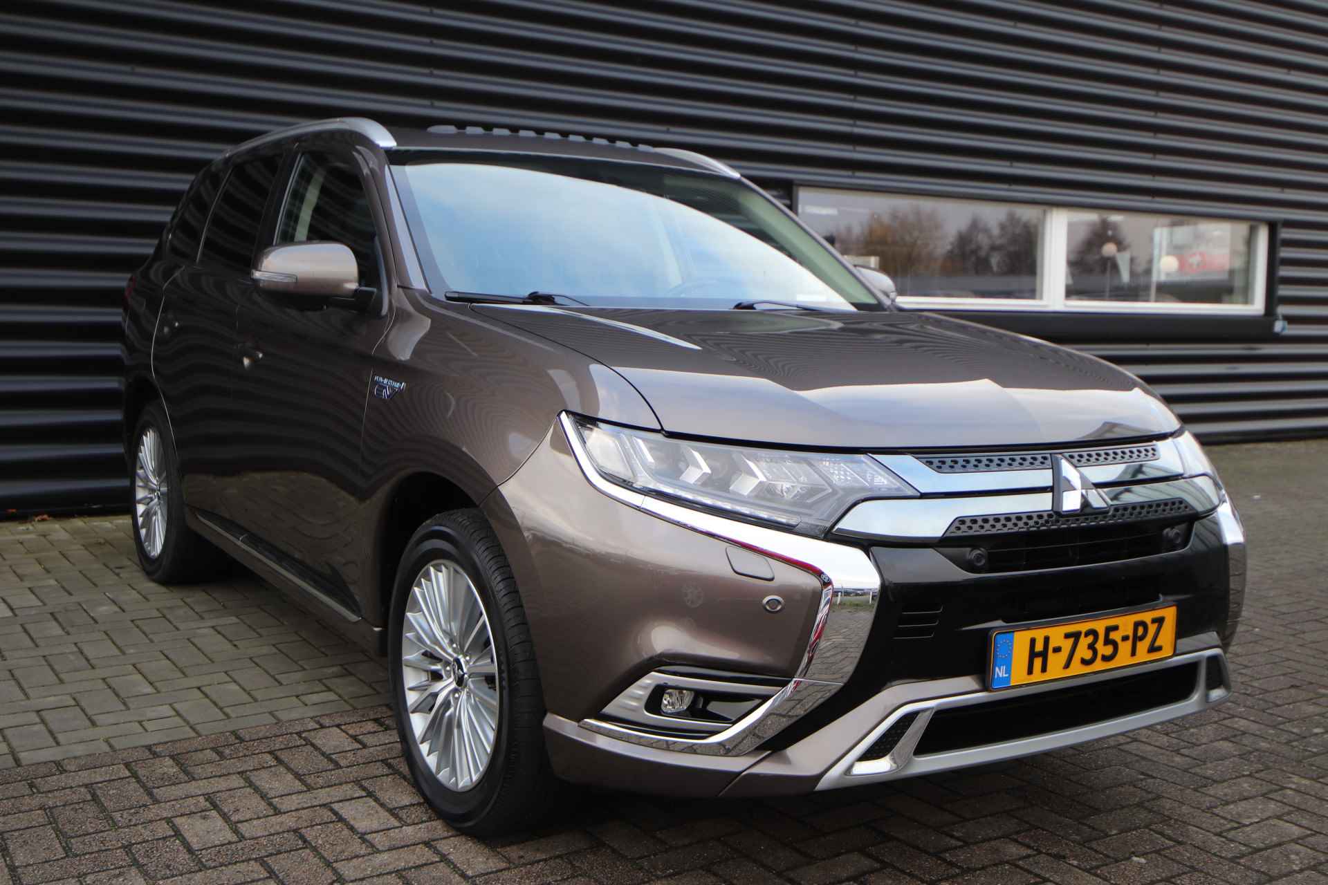 Mitsubishi Outlander 2.4 PHEV Intense+ NL-Auto, Trekh, Opendak - 43/78