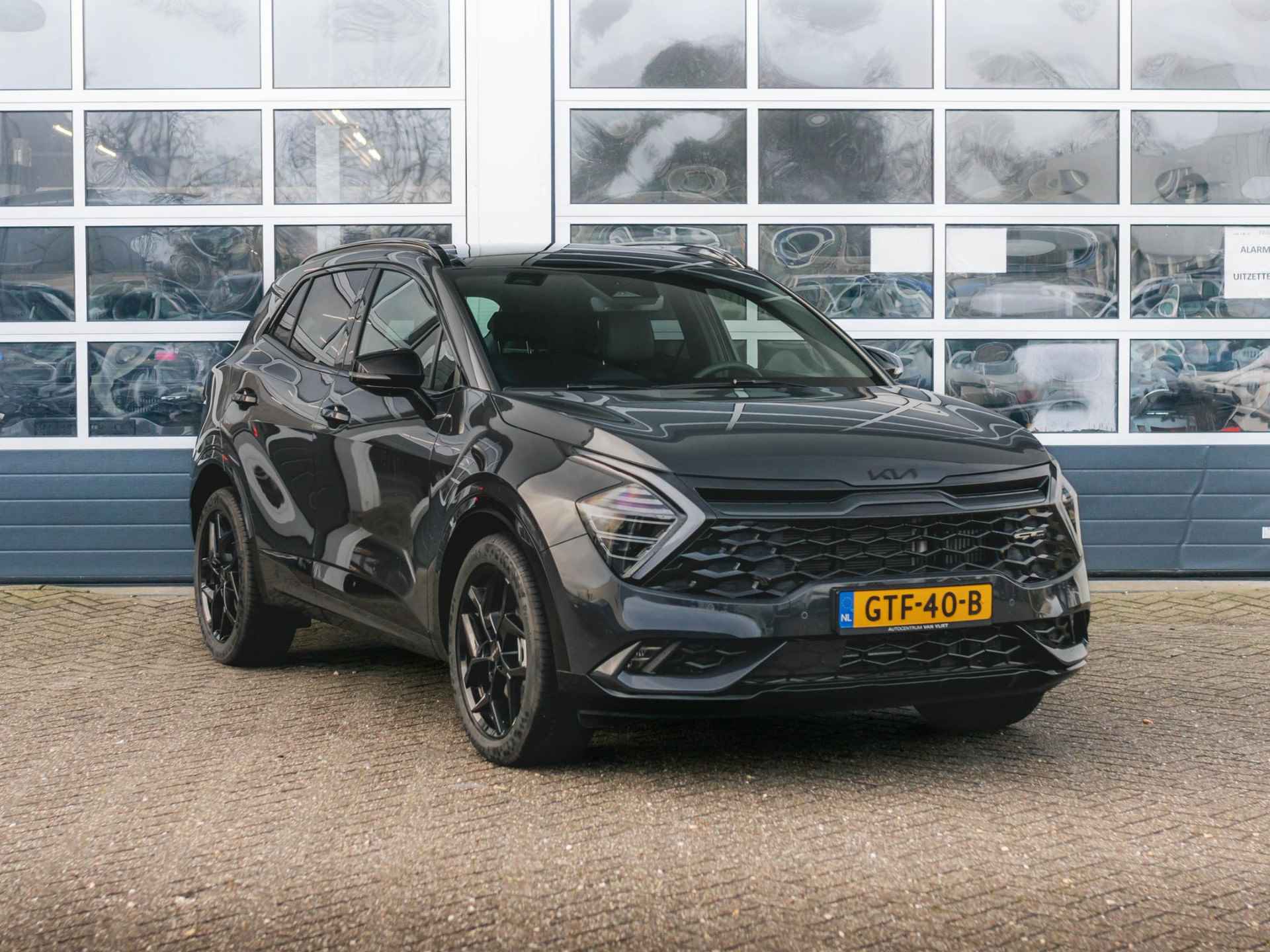 Kia Sportage 1.6 T-GDi Hybrid GT-Line l Beschikbaar in overleg l Stoel Stuurwiel verwarming l Volledig de-chrome l 19 Inch Velgen l Vraag de verkoper naar de optie om elke Kia te personaliseren l - 3/31