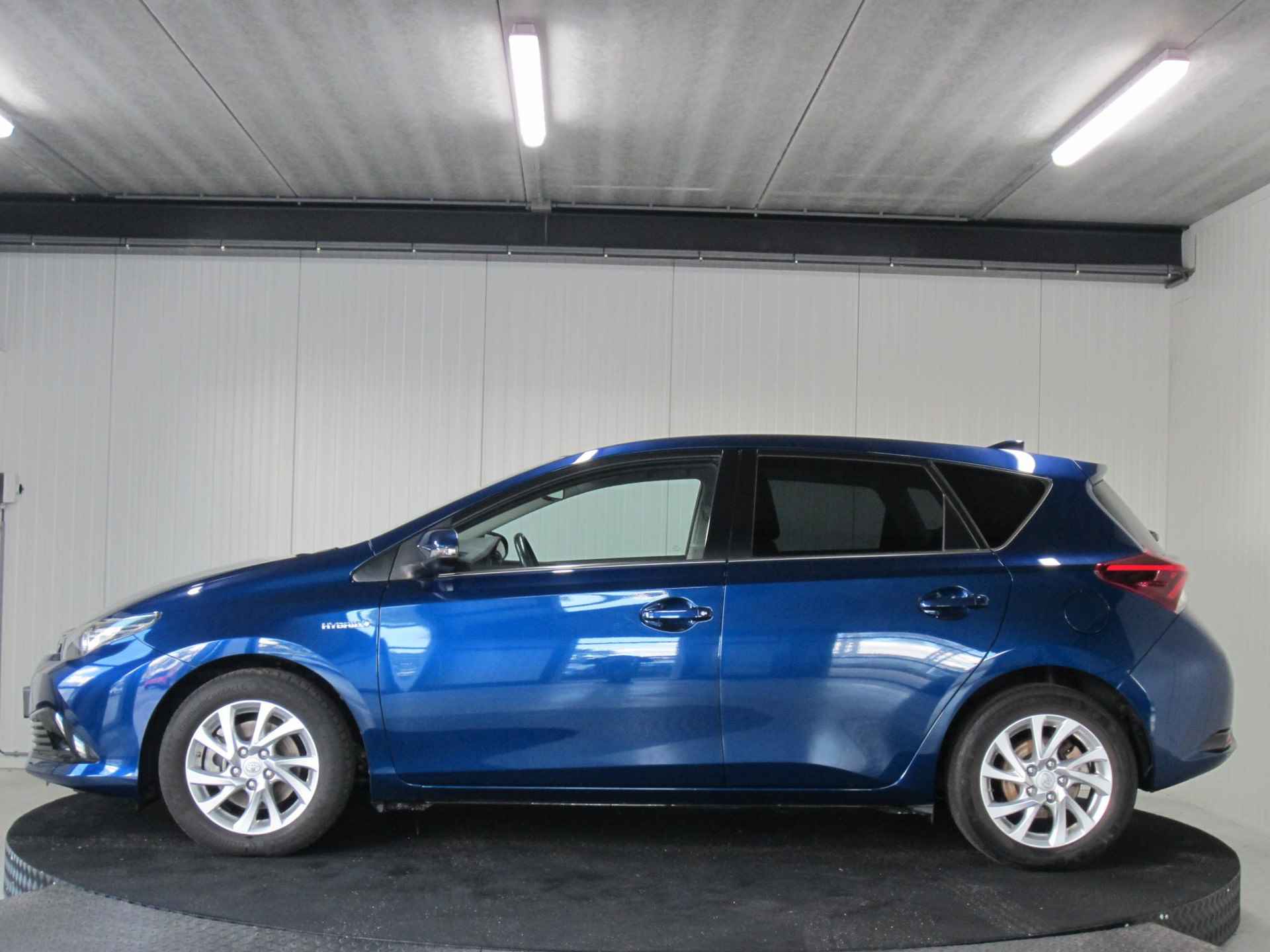 Toyota Auris 1.8 Hybrid Dynamic Navi Panoramadak - 4/27