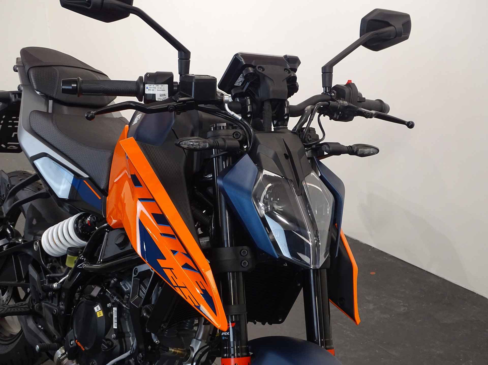 KTM 125 DUKE - 3/11