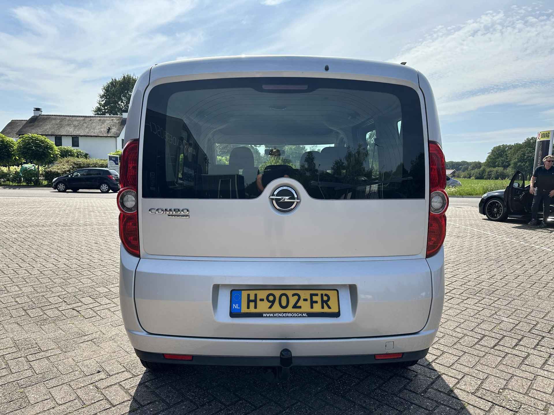 Opel Combo Tour 1.4 L1H1 ecoFLEX Selection 95pk | Airco | Trekhaak - 20/40