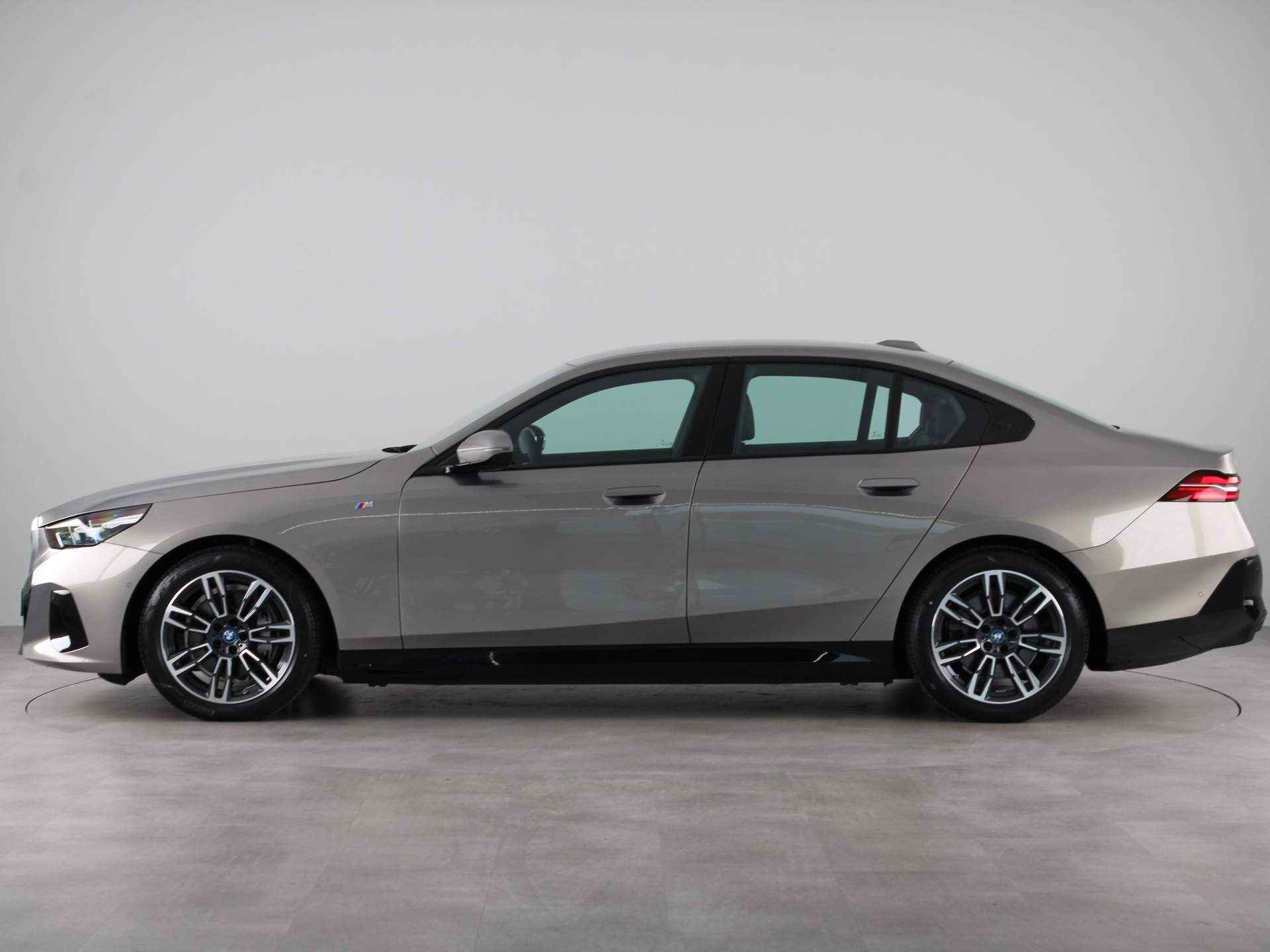 BMW i5 eDrive40 Sedan M Sportpakket - 13/26