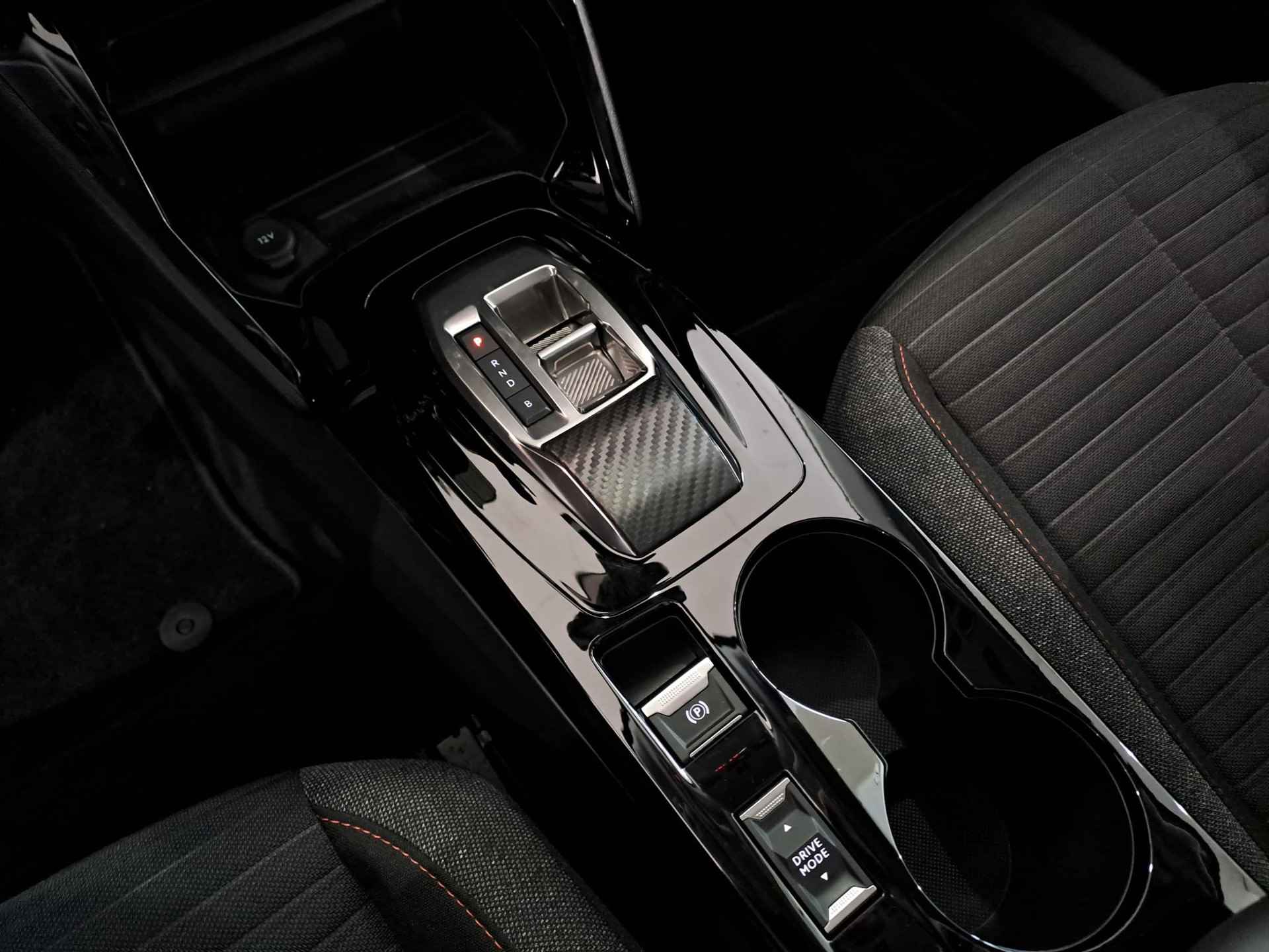Peugeot e-2008 EV Active 50 kWh | Navigatie | Camera | Apple Carplay/Android Auto | Slechts 12134km! - 13/27