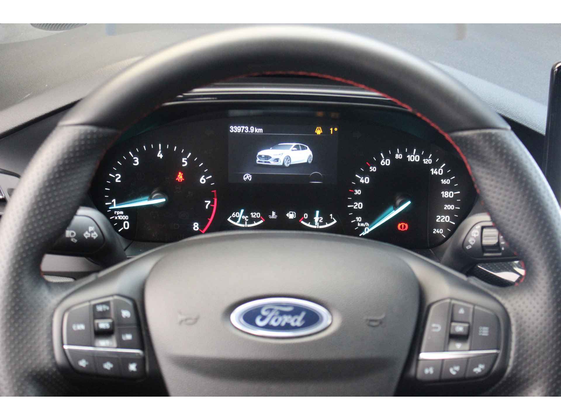 Ford Focus 1.0 EcoBoost Hybrid ST-Line | LED | Climate & Cruise C. | Navi | Privacy Glass | 17" LMV | - 13/40