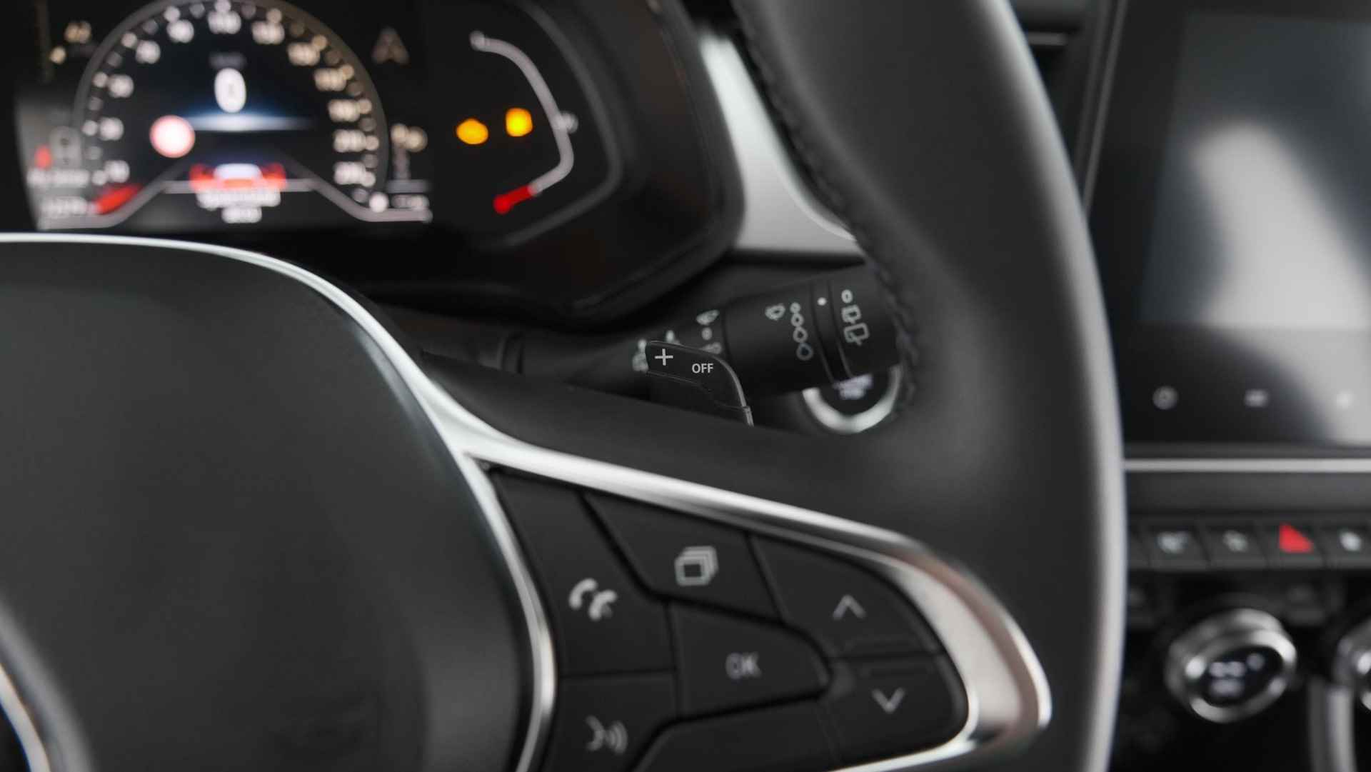 Renault Captur Mild Hybrid 140 EDC Techno | Camera | Navigatie | Apple Carplay | Parkeersensoren - 33/75