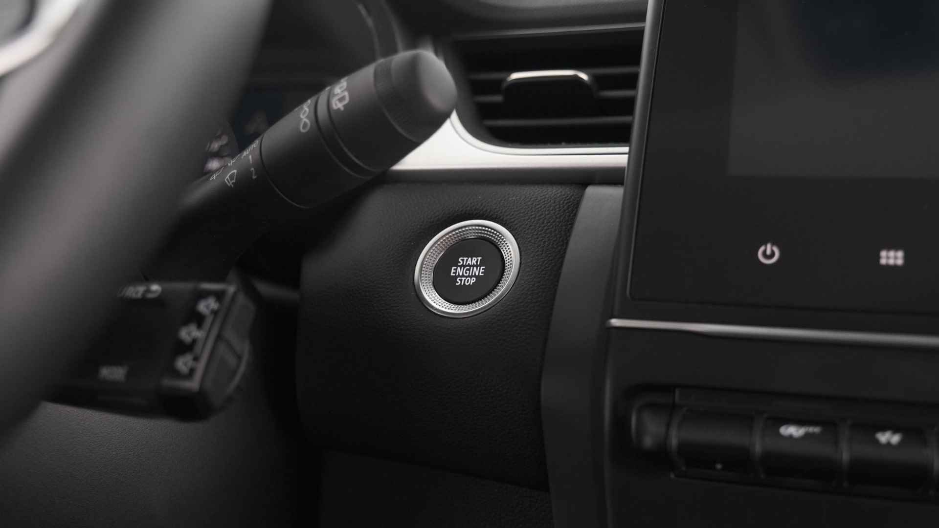 Renault Captur Mild Hybrid 140 EDC Techno | Camera | Navigatie | Apple Carplay | Parkeersensoren - 35/75