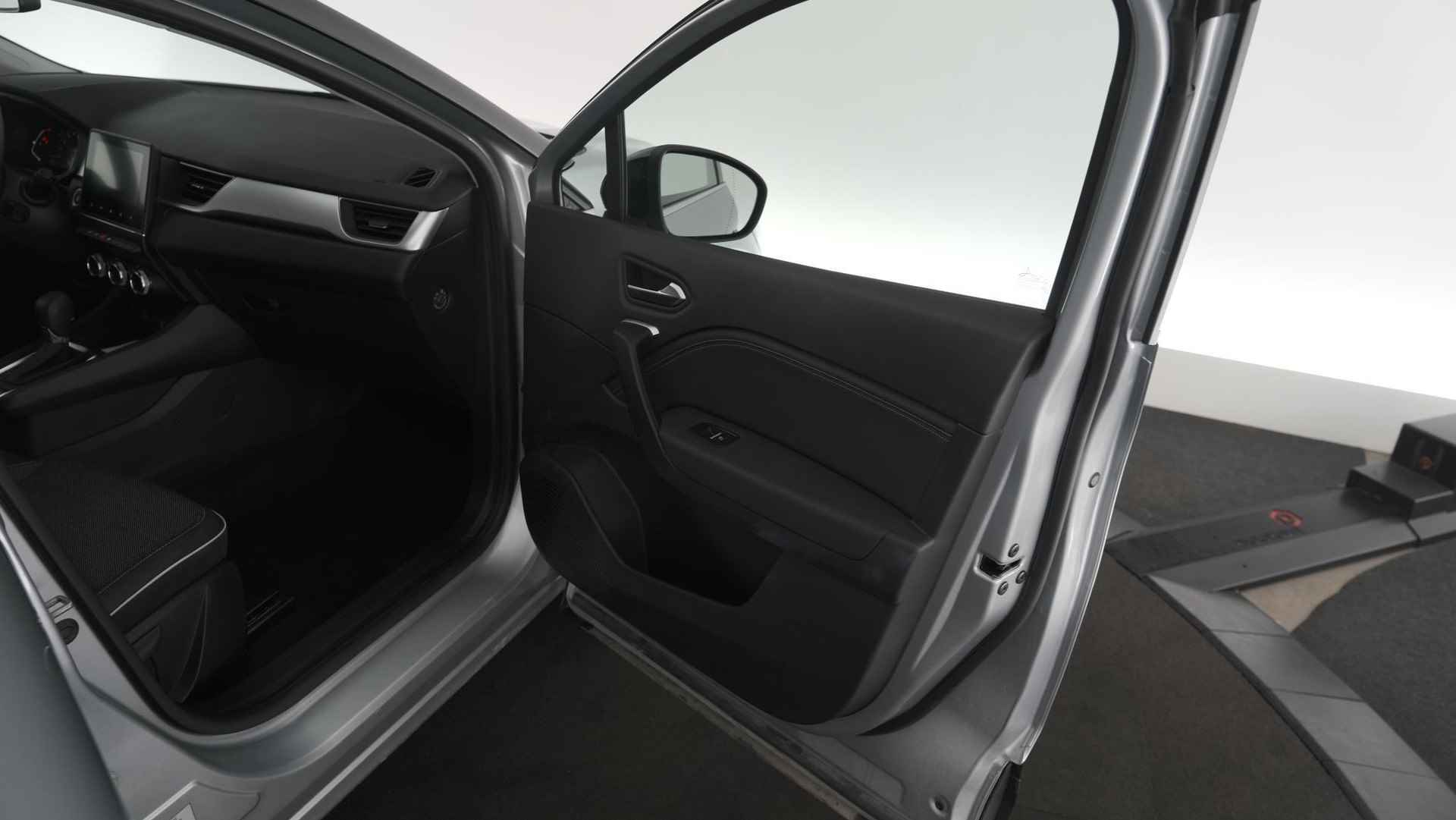 Renault Captur Mild Hybrid 140 EDC Techno | Camera | Navigatie | Apple Carplay | Parkeersensoren - 64/75