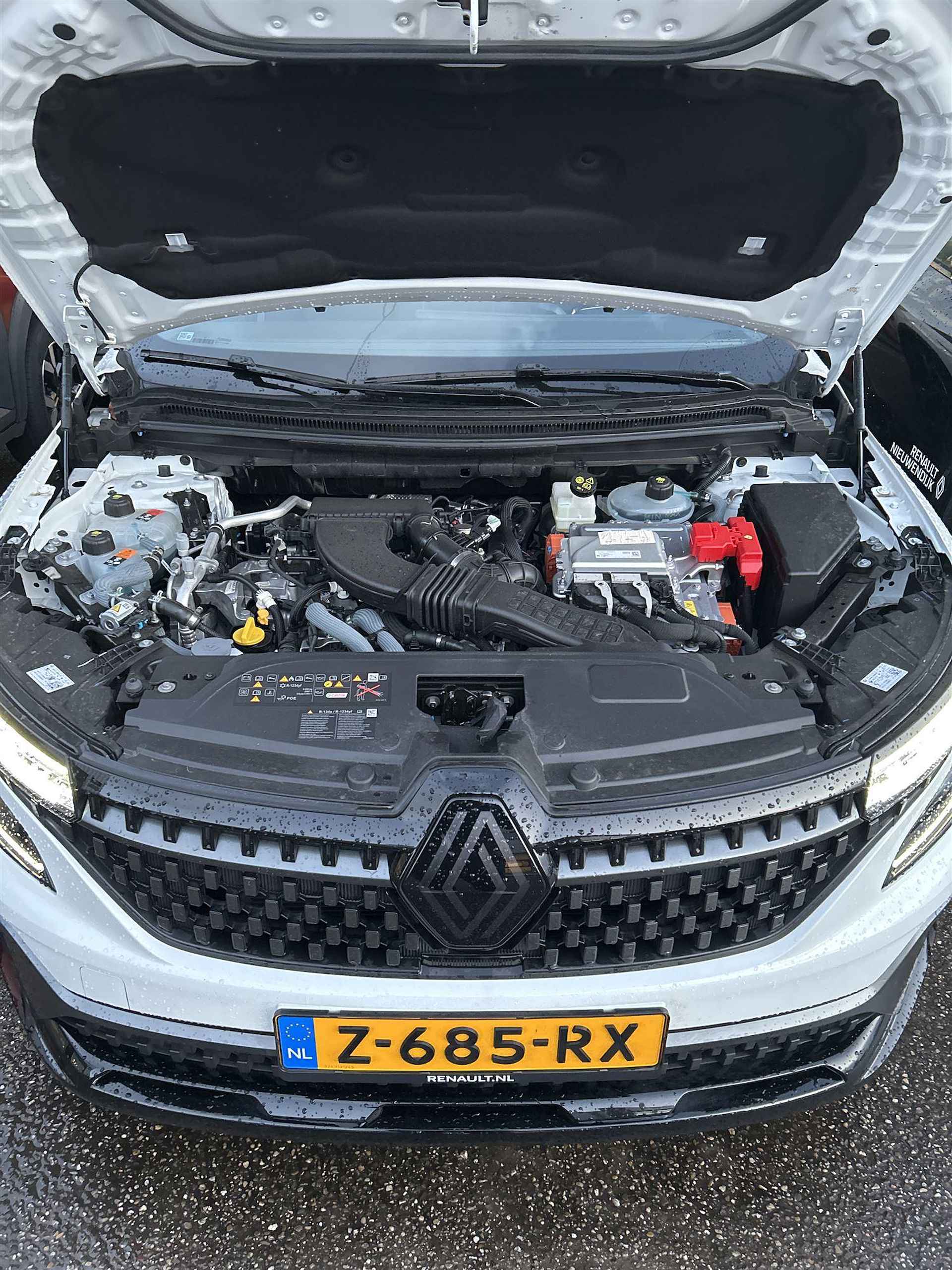 Renault Austral 1.2 E-Tech Hybrid 200 Techno Esprit Alpine - 14/17