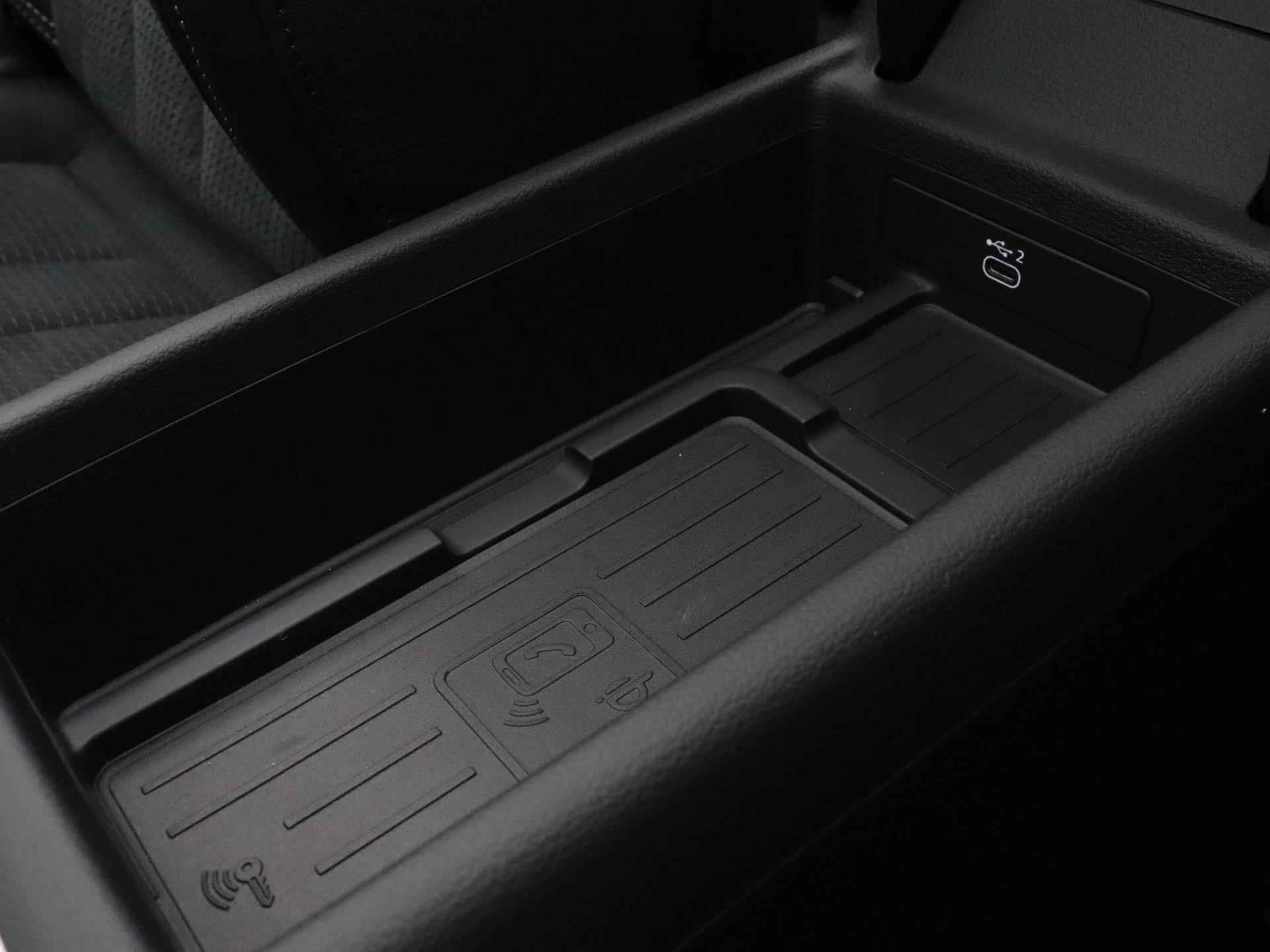 Audi A5 Cabriolet S Edition 40 TFSI 204 pk | Elektr. stoelen geheugen | Hoofdruimteverwarming | Keyless | Rode remzadels | Parkeerassistent | Afgevlakt stuurwiel | Ambiente lichtpakket - 32/44