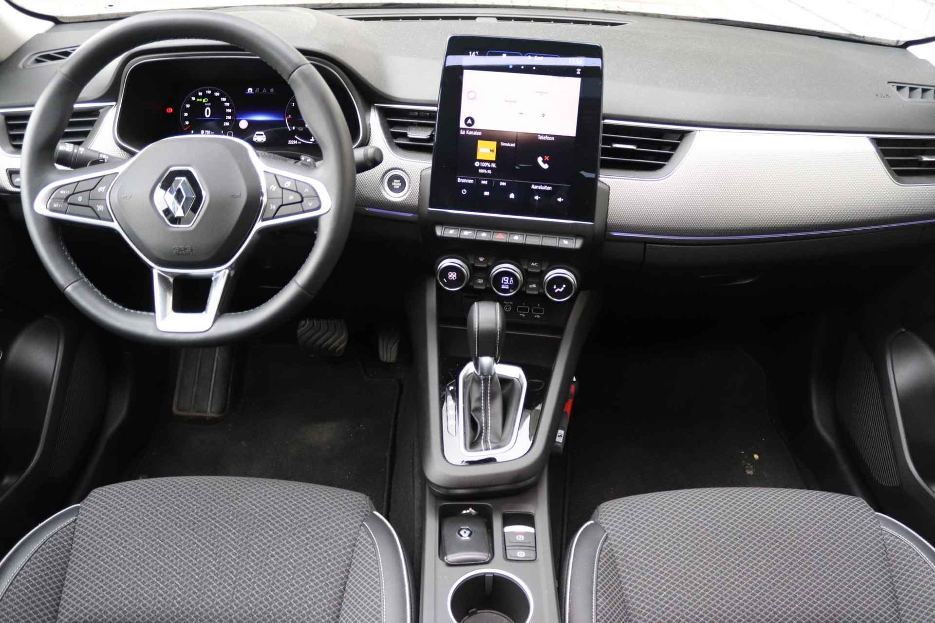 Renault Arkana 1.3 Mild Hybrid 160 EDC Techno | Automaat | Navigatie | Apple Carplay | Camera | Parkeersensoren | Panoramadak | Winter-pakket | LED koplampen - 32/34
